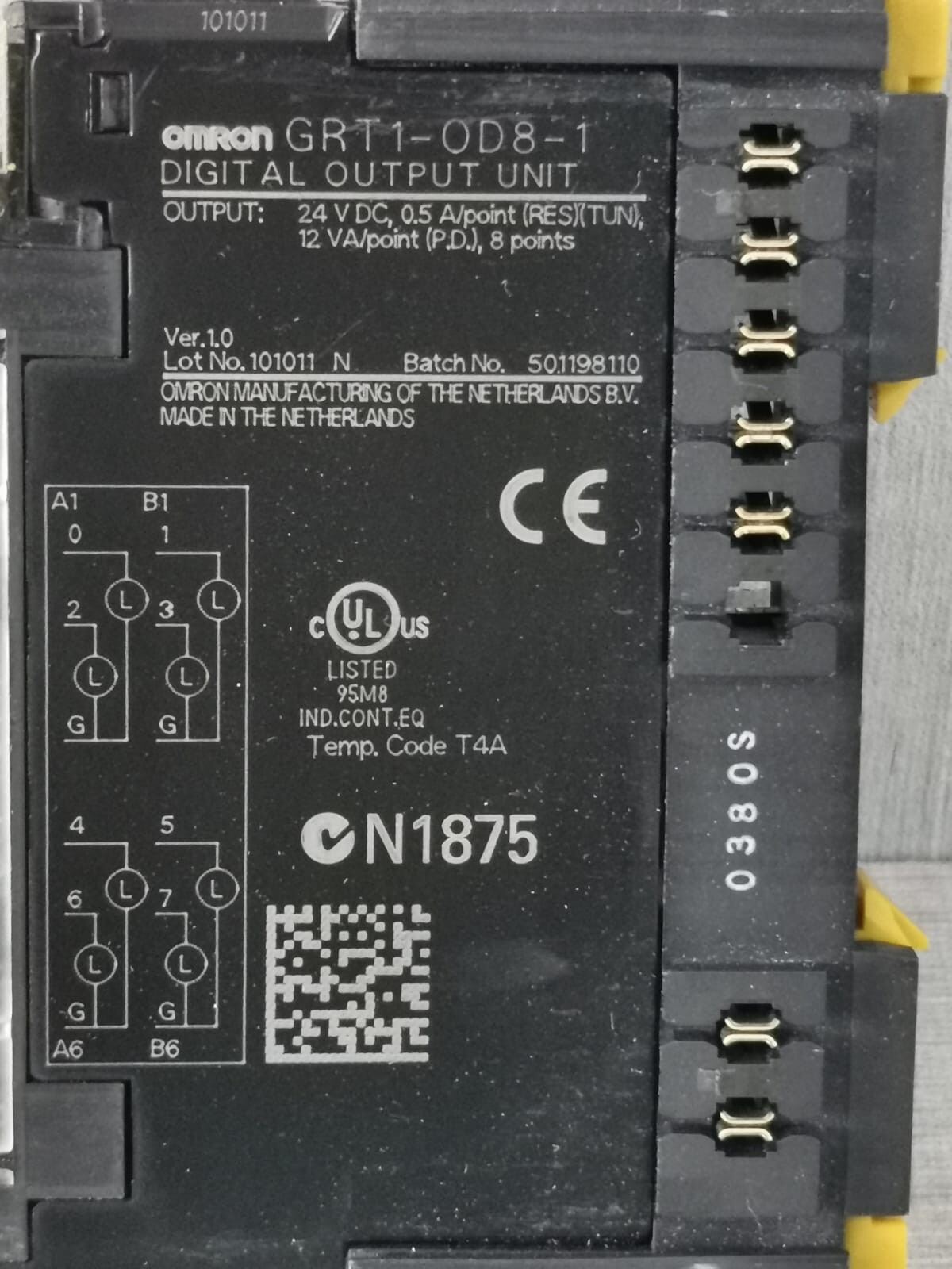 Omron GRT1-OD8-1 per Lot -Omron PLC module GRT1-OD8-1 Digital Output Unit 24VDC.0.5 7