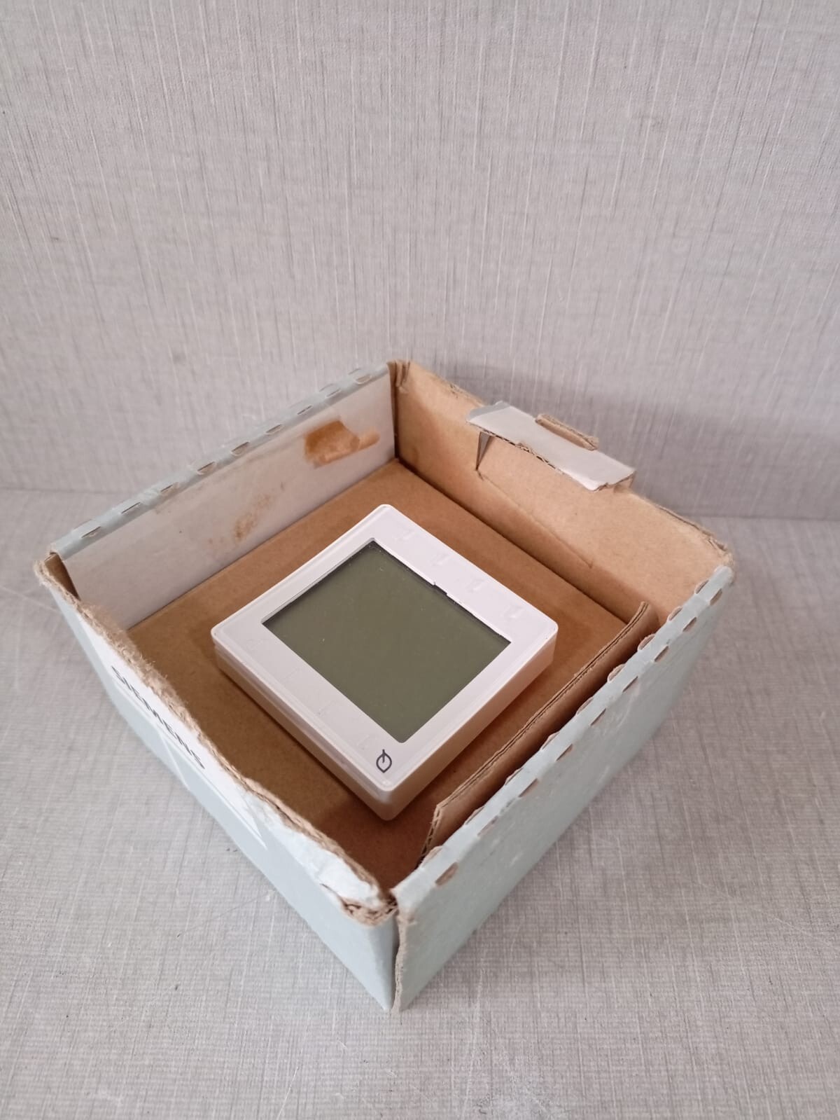 Siemens P36F Siemens QMX3.P36F / QMX3.P36 Space Unit 3
