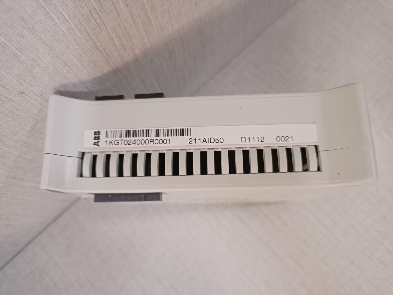 ABB INPUT-211 ABB 1KGT024000R0001 / 211AID50 D1112 0021 / ANALOG INPUT 211 AID50 6