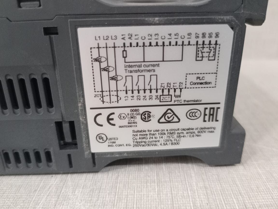 Schneider Electric LTMR08MBD Schneider Electric LTMR08MBD Motor Management Controller 5