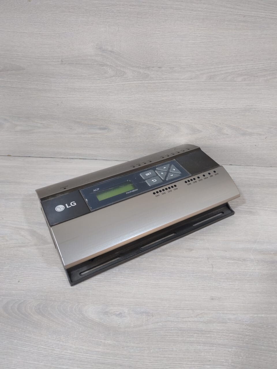 LG PACP4B000 LG ACP IV PACP4B000 HVAC Controller / Advanced Control Platform IV 2