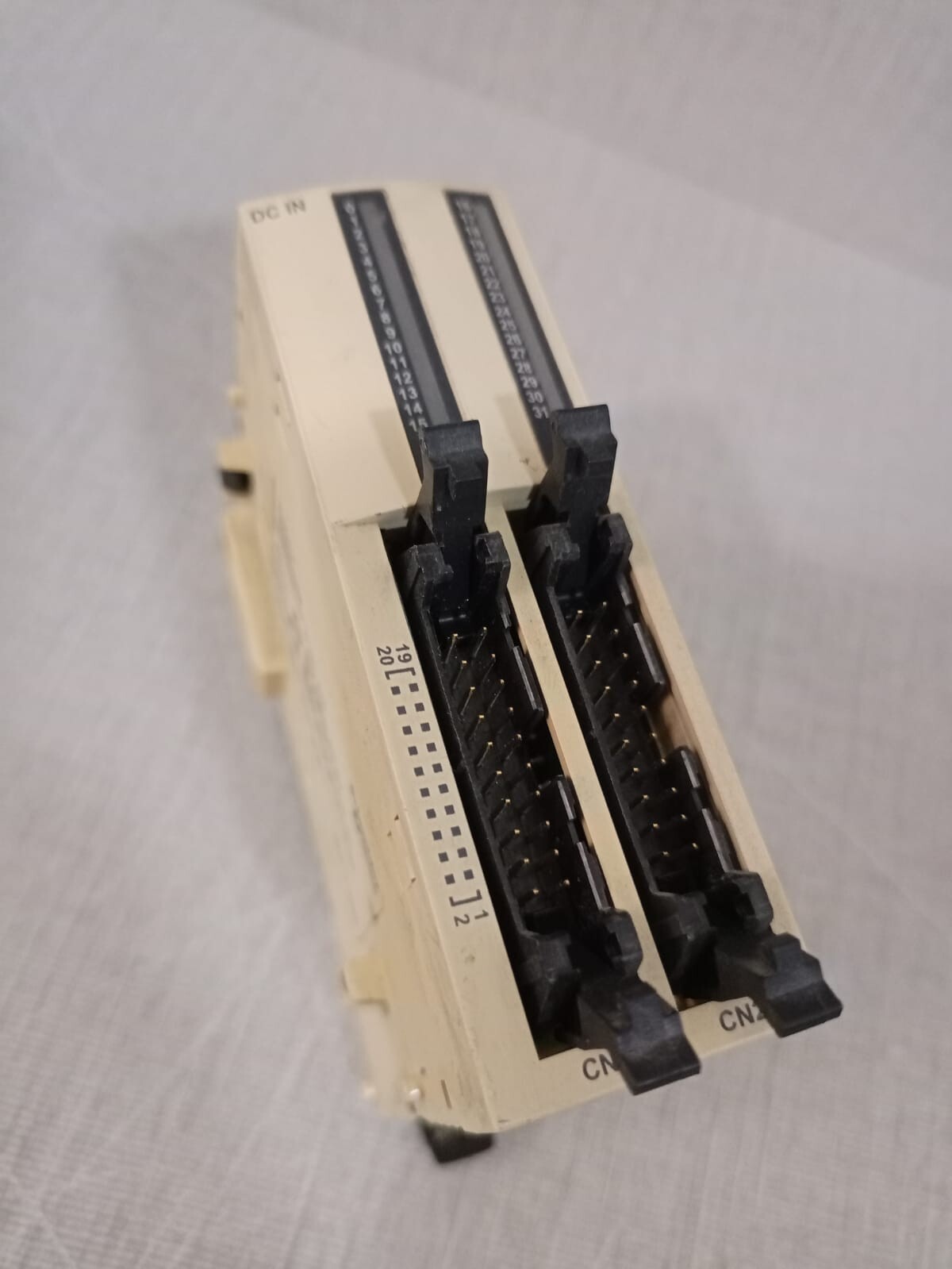 Schneider Electric TWDDDI32DK Schenider Electric TWIDO TWDDDI32DK Expansion Unit 2