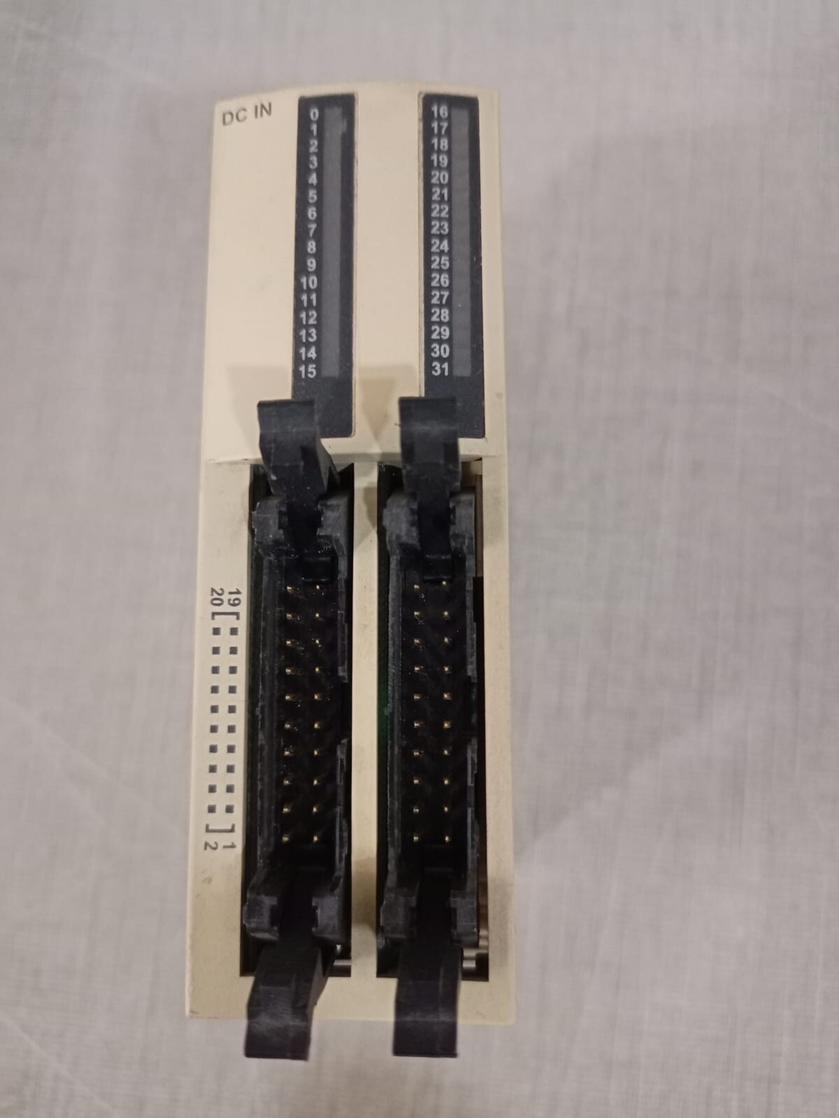 Schenider Electric TWIDO TWDDDI32DK Expansion Unit