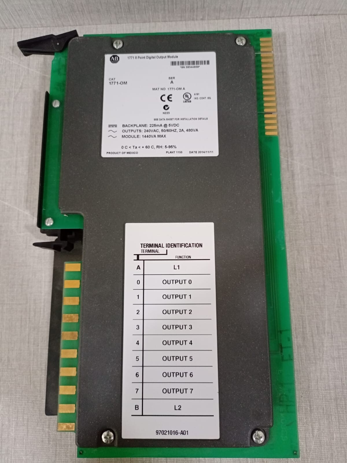 Allen-Bradley 1771-OM 1771-OM | Allen Bradley | Digital Output Module, 8 Point, Ser A 4
