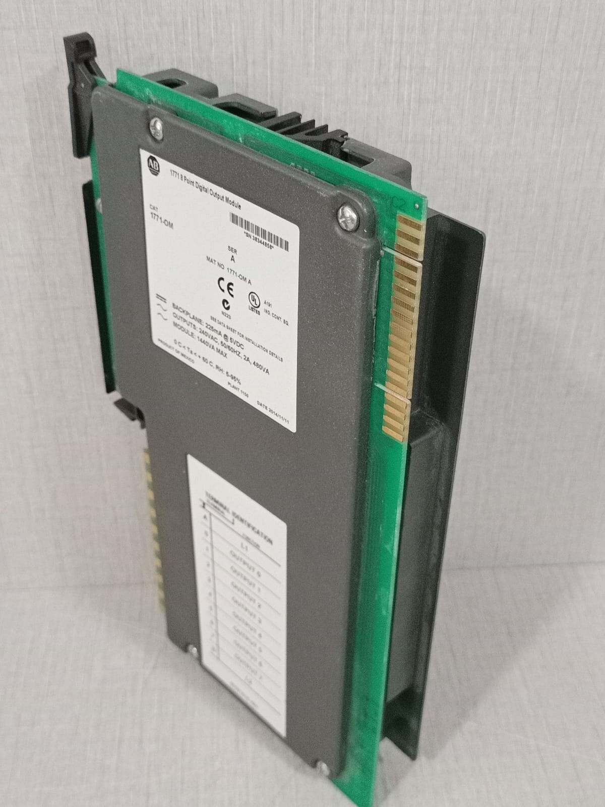 Allen-Bradley 1771-OM 1771-OM | Allen Bradley | Digital Output Module, 8 Point, Ser A 5