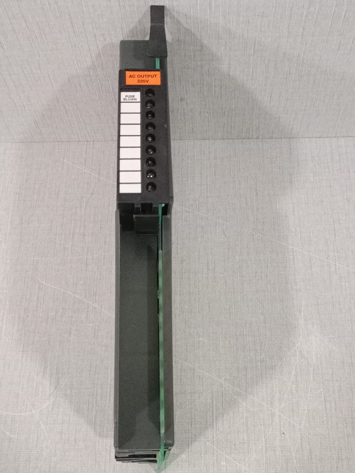 Allen-Bradley 1771-OM 1771-OM | Allen Bradley | Digital Output Module, 8 Point, Ser A 6