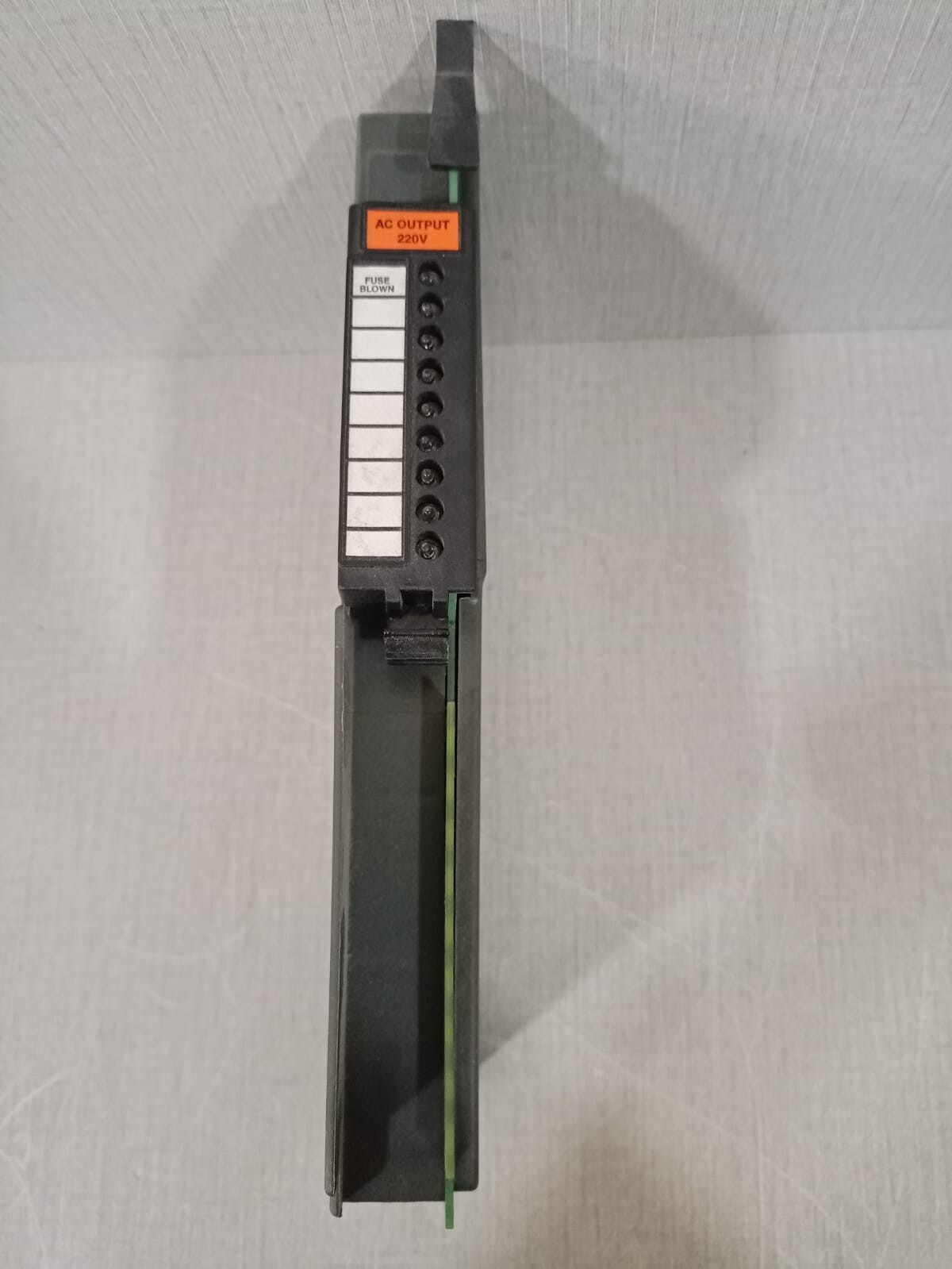 Allen-Bradley 1771-OM 1771-OM | Allen Bradley | Digital Output Module, 8 Point, Ser A 6