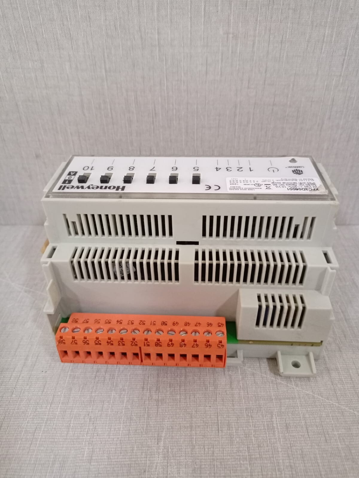 Honeywell XFC3D06001 Honeywell XFC3D06001 Smart PLC Module 4