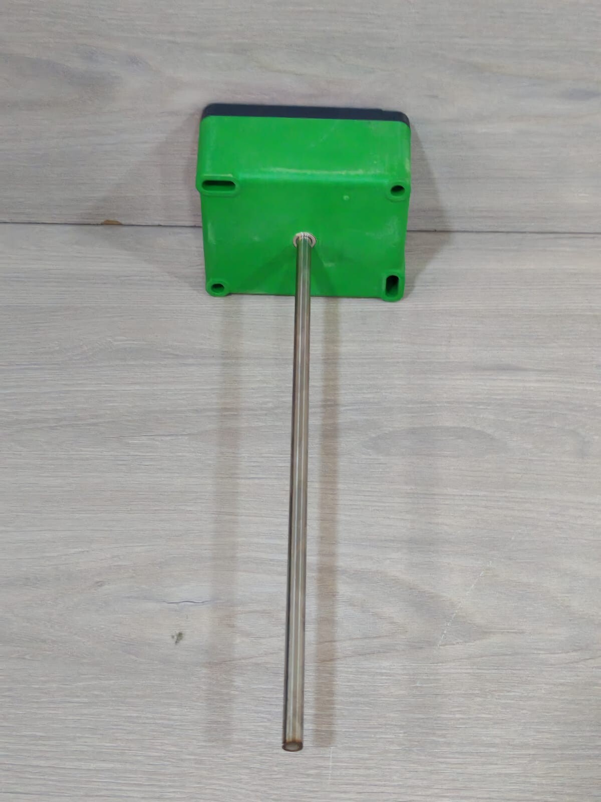 Schneider Electric STD100-200 Schneider Electric STD100-200 5123008010 DUCT TEMPERATURE SENSOR 7