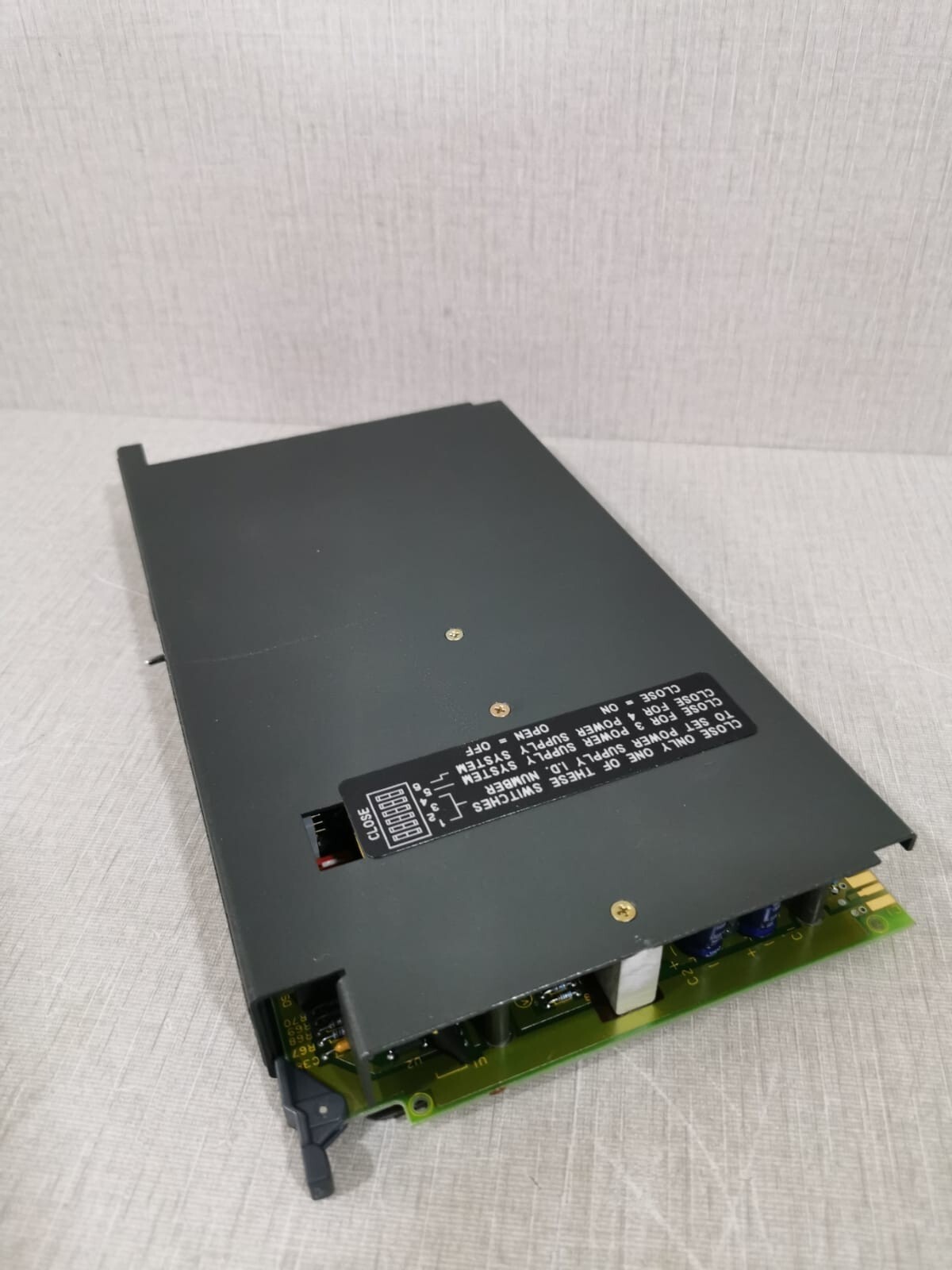 Allen-Bradley 1771-P6R Allen Bradley 1771-P6R C Rev. B03 220V AC Power Supply Module 3