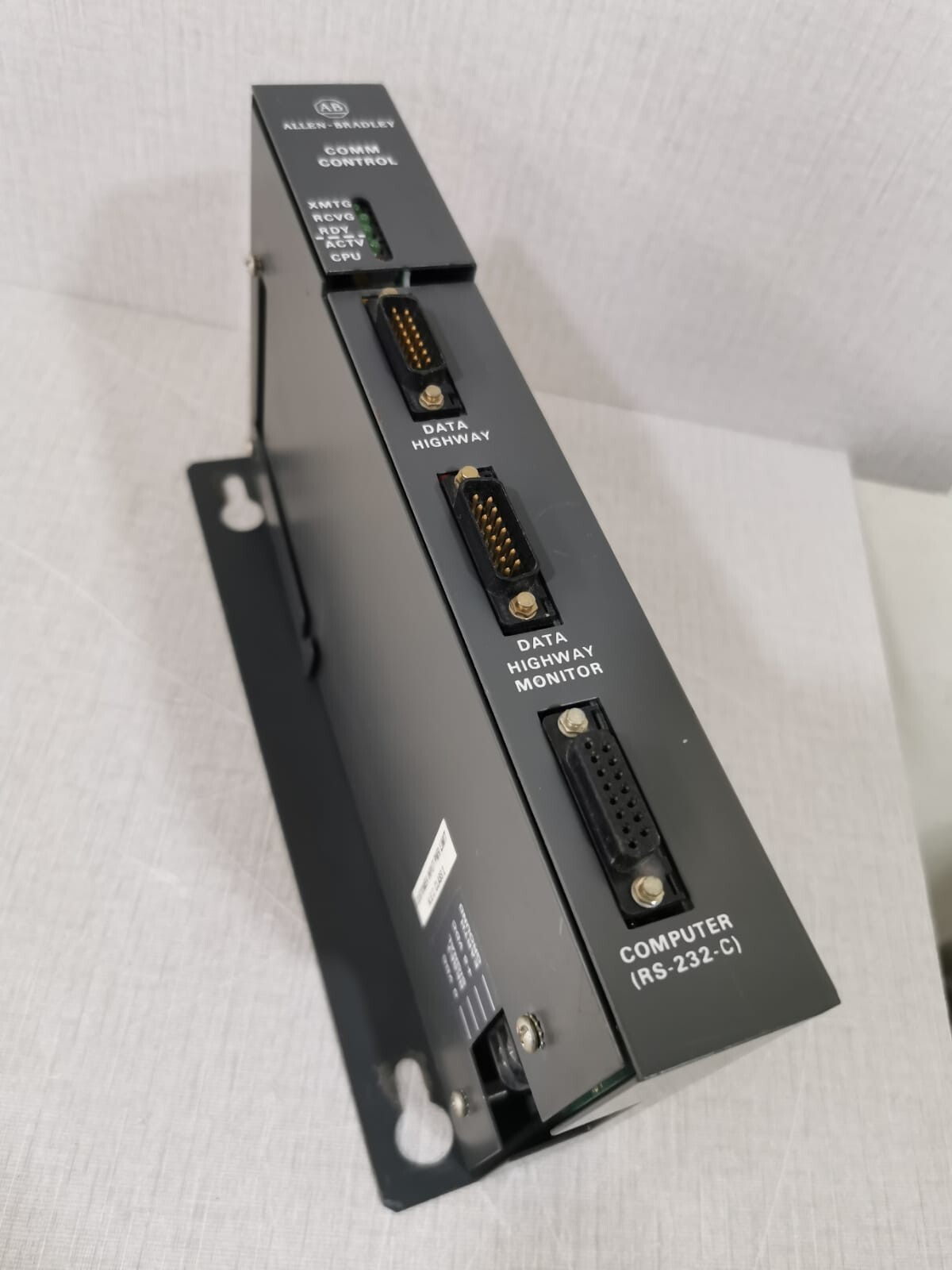 Allen-Bradley 1771-KF Allen Bradley 1771-KF Data Highway Interface Module/RS-232- C|F/W Rev. J|Ser A 6