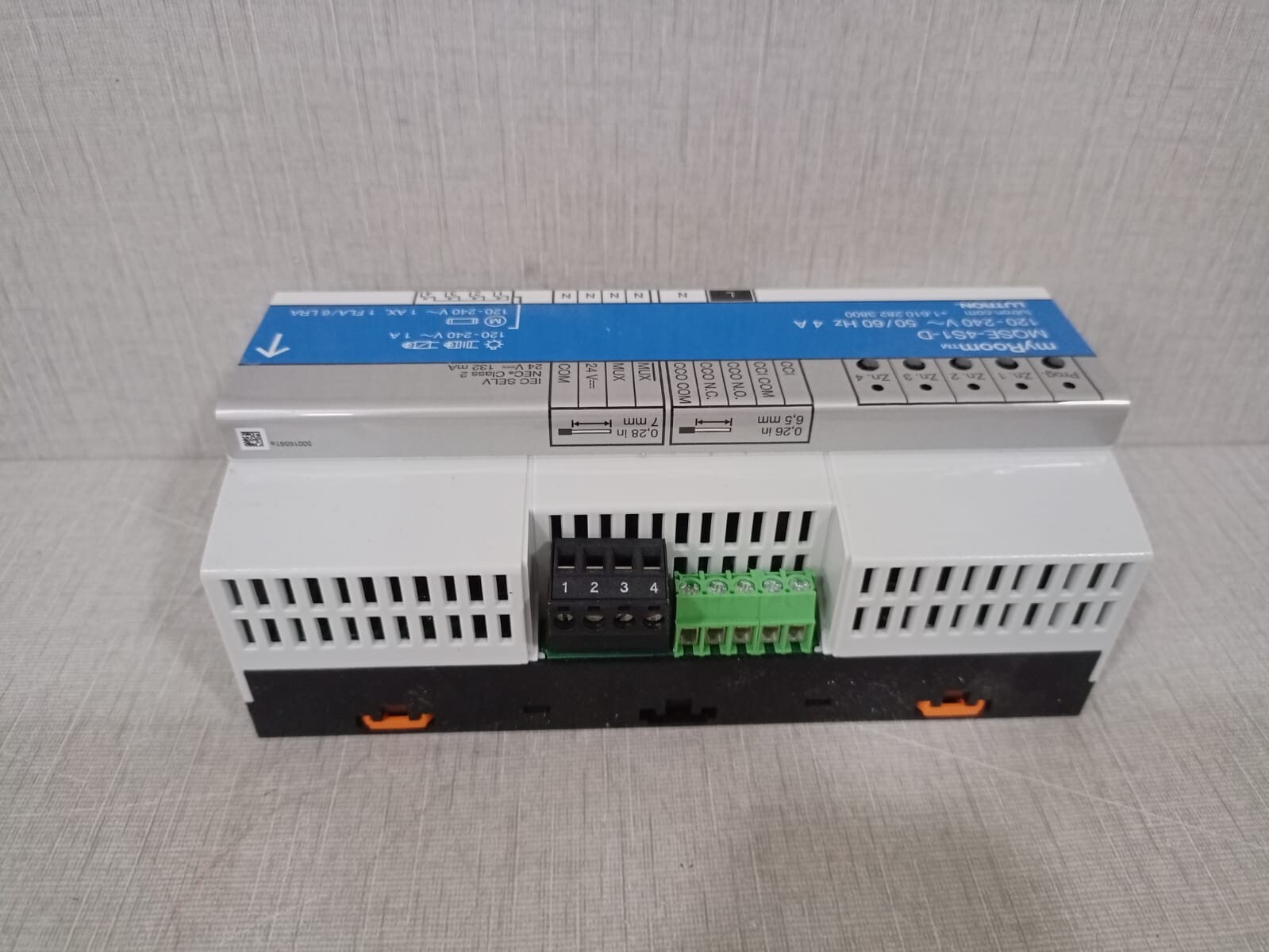 Lutron MQSE-4S1-D Lutron MQSE-4S1-D 120-240 V -56-60 HZ 4A Switching Power Module 4