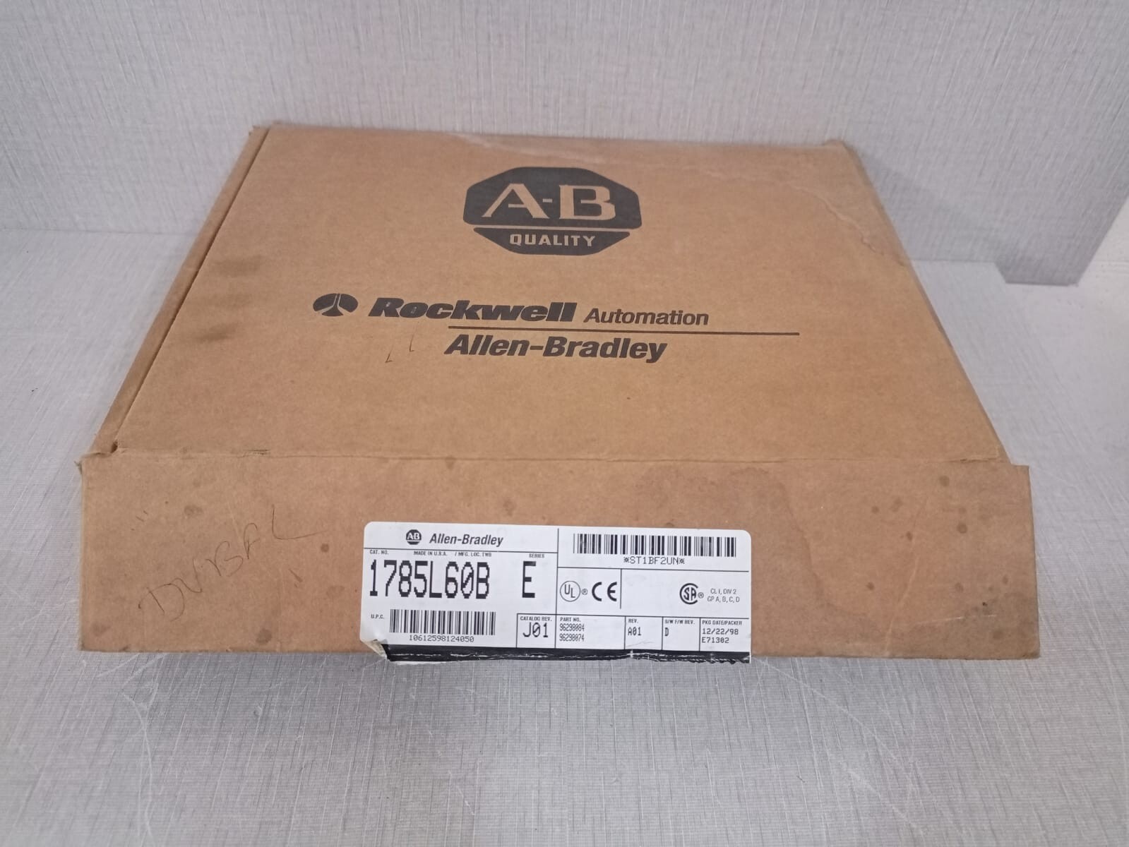 Allen-Bradley 1785-L60B/E Allen-Bradley 1785-L60B/E PLC-5/60 Processor Module REV J01 5