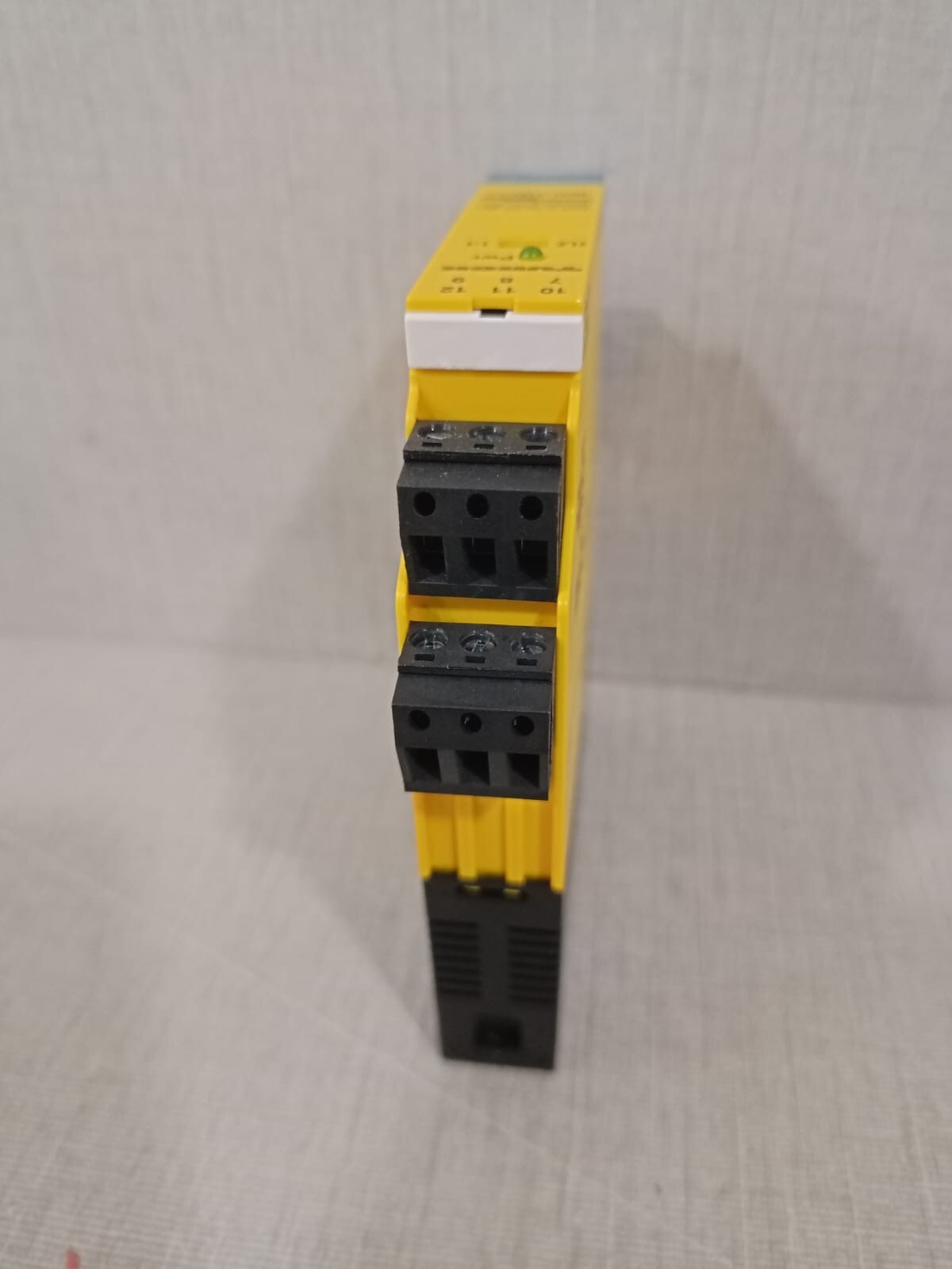 Turck IM31-11EX-I Turck IM31-11Ex-i Analogue Data Repeater 6