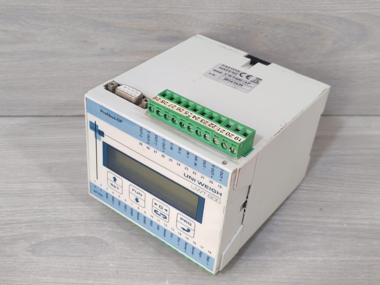 UNIWEIGH UWT600/AP UNIWEIGH UWT600 Analog Weight Transmitter Profibus-DP UWT600/AP 10