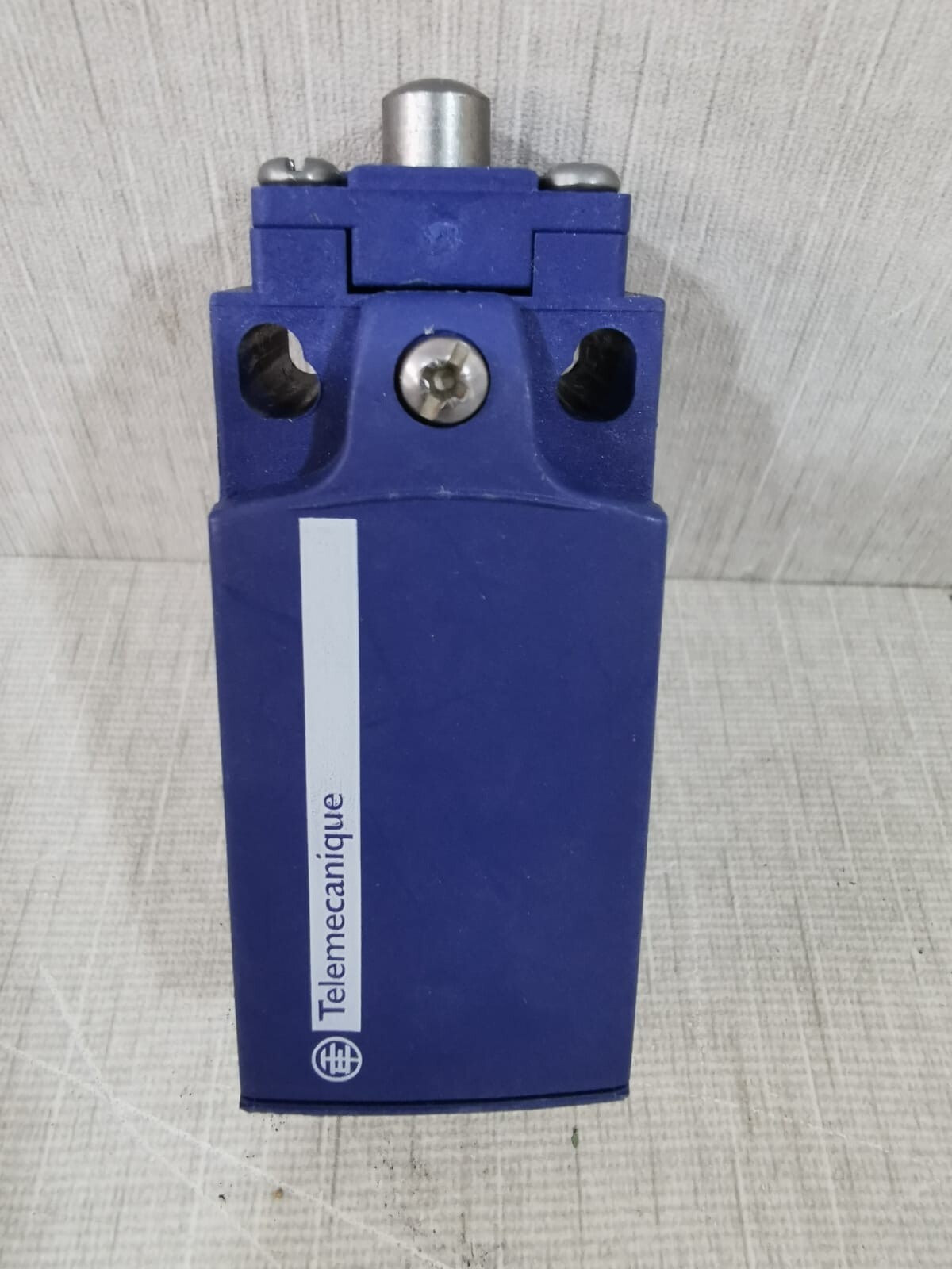 Telemecanique NSYDCM20 Schneider Electric NSYDCM20/ Telemecanique XCKN2110P20 3