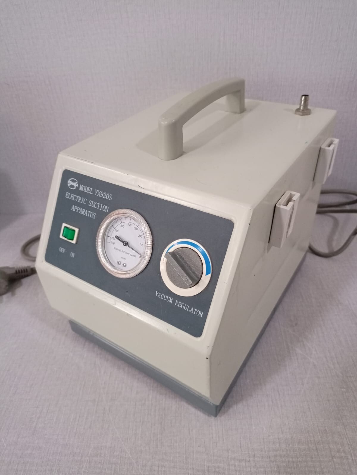 UNKNOWN YX920S YX920S ELECTRIC SUCTION APPARATU S220V 50Hz 150VA - W/O ANY ACCESSORIES 2