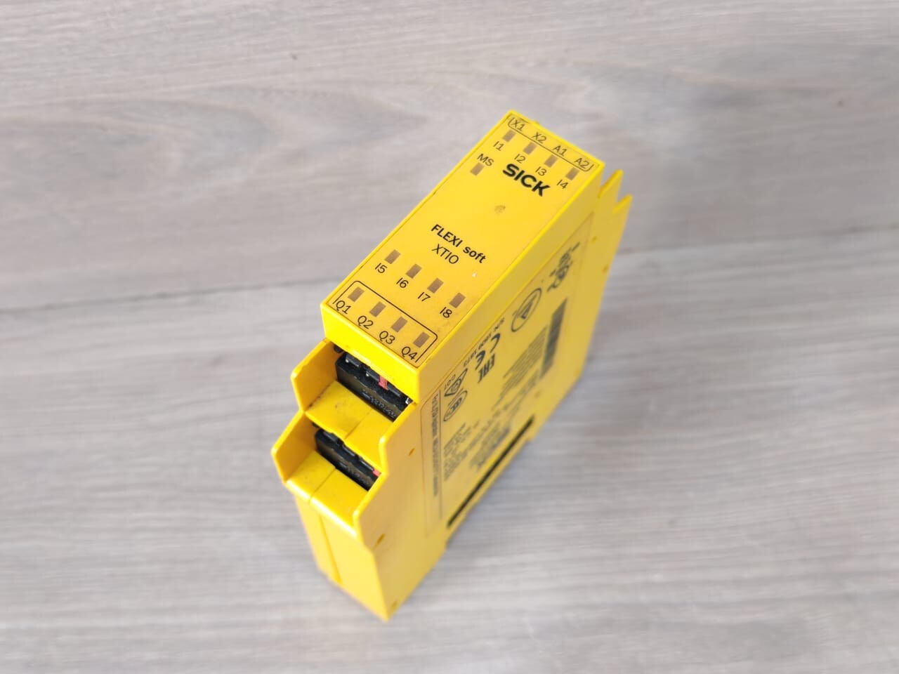 SICK FX3-XTIO84002 SICK XTIO FLEXI SOFT FX3-XTIO84002 SAFETY CONTROLLERS 9