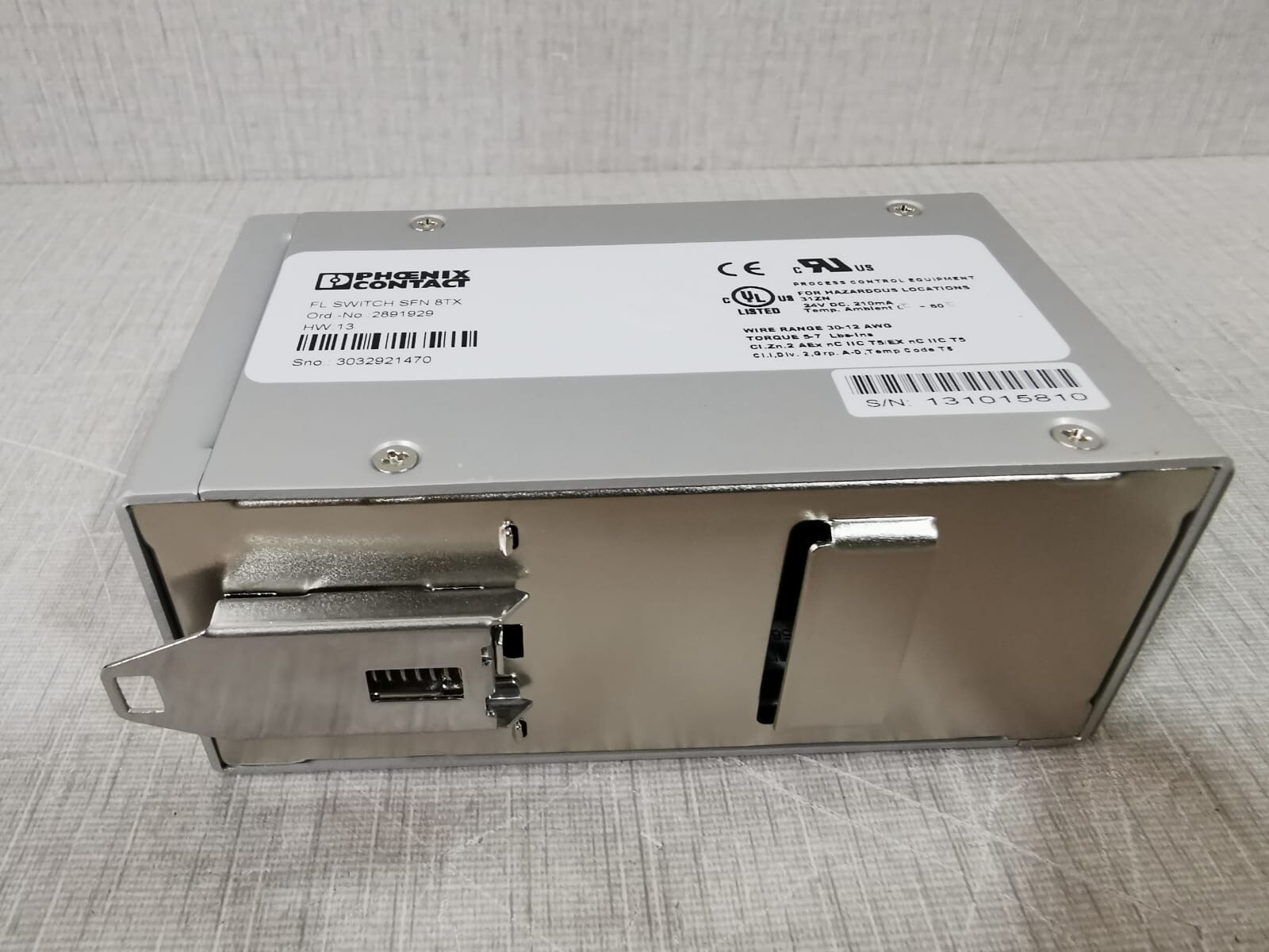 Phoenix Contact CONTACT Phoenix Contact FL SWITCH SFN 8TX Ethernet Switch 4