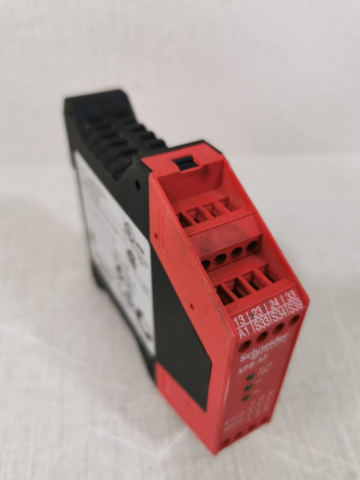 Schneider Electric XPSAF5130 Schneider Electric XPSAF5130 Safety Relay / XPS-AF 4