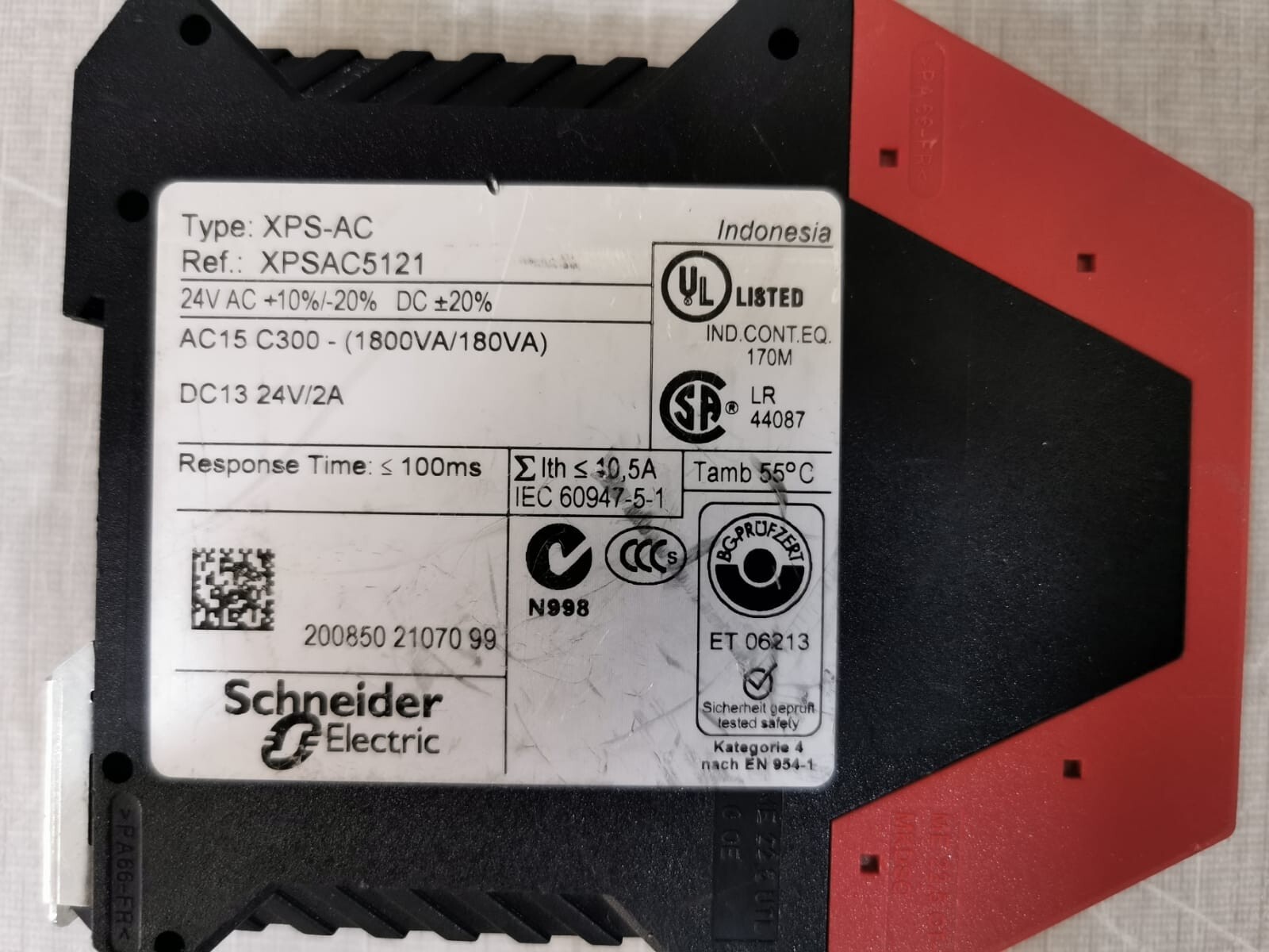 Schneider Electric XPSAC5121 Schneider Electric XPSAC5121 Safety Relay / XPS-AC 2