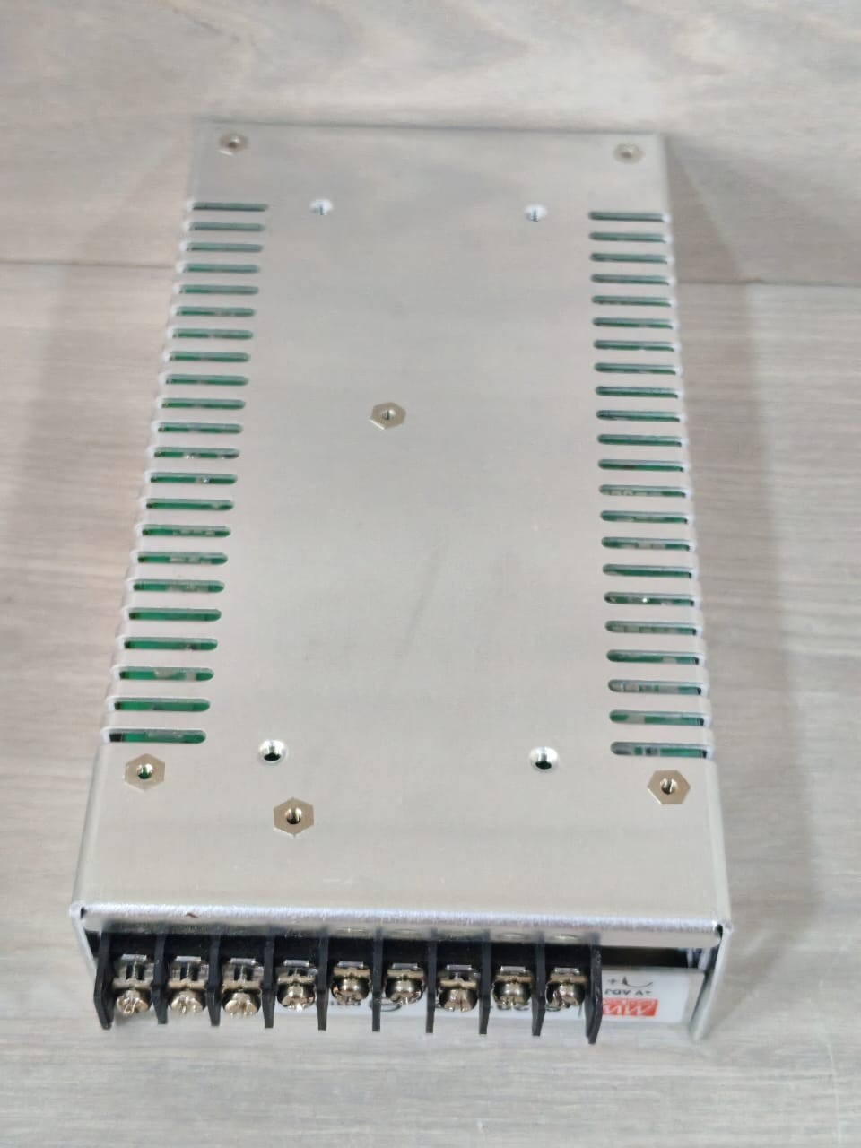 MEAN WELL S-201-12 MEAN WELL S-201-12 12V 16.5A 100-120VAC/3.5A POWER SUPPLY 6
