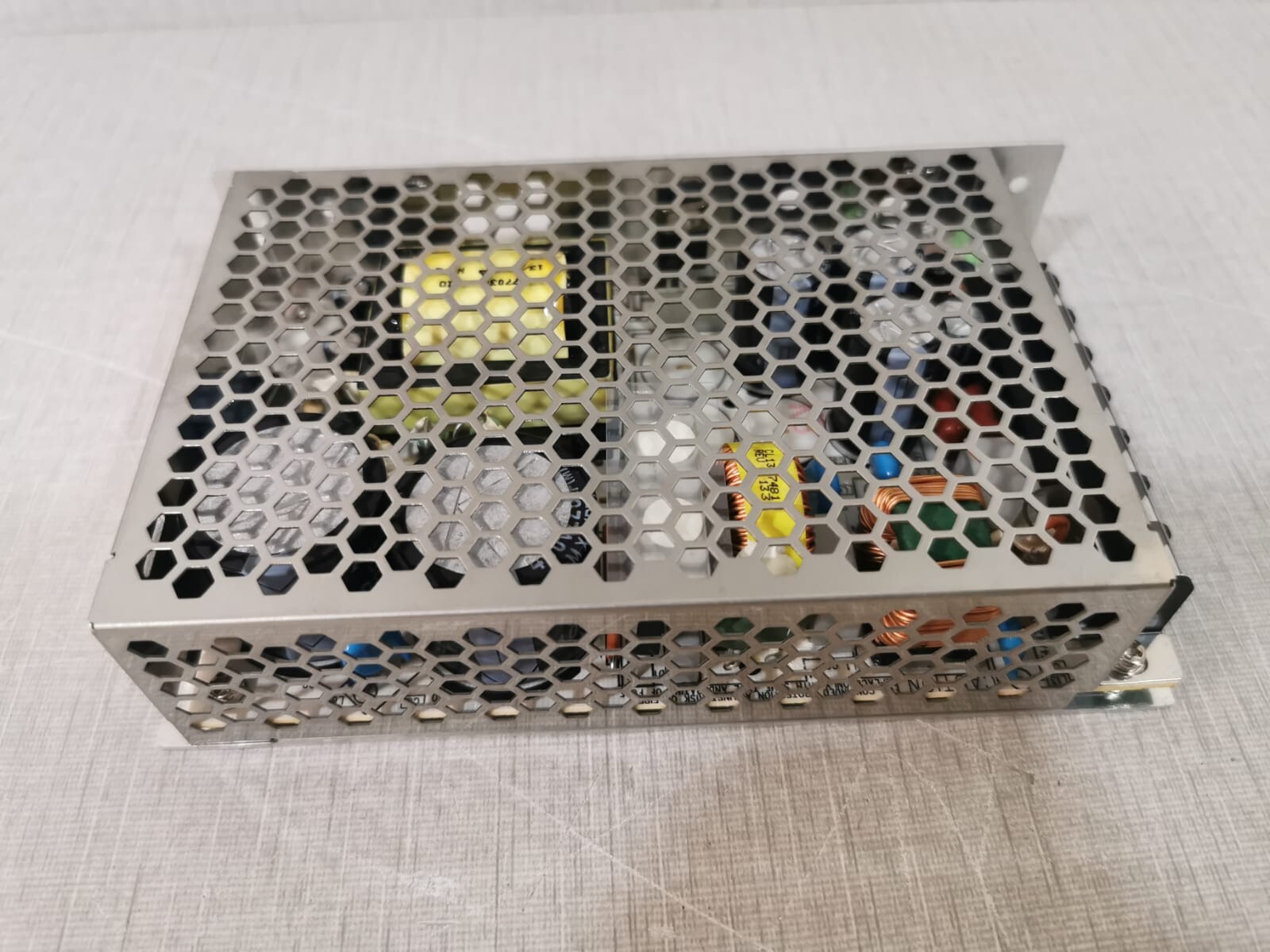 TDK Lambda LS100-12 TDK Lambda LS100-12 SWICTHING POWER SUPPLY 100-240VAC 2.2A 6
