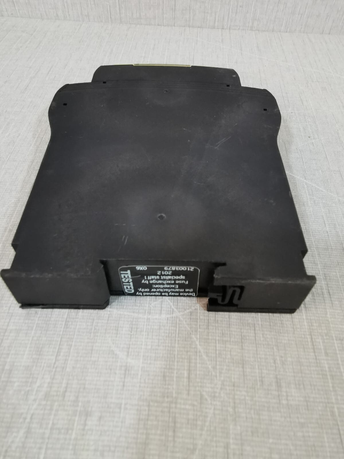 Schmersal AES-1135 SCHMERSAL AES 1135 Safety Relay 5