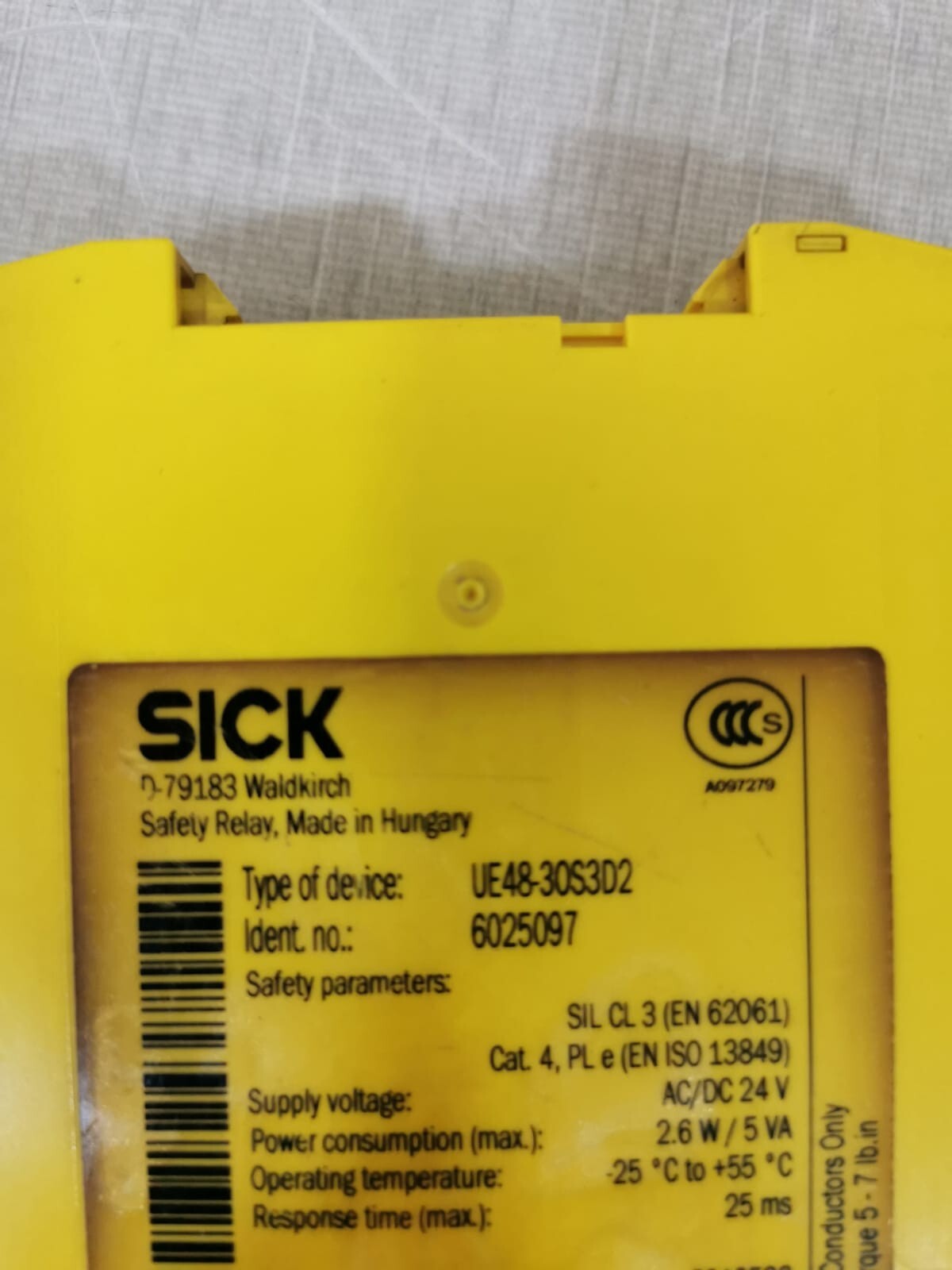 SICK UE48-30S3D2 SICK UE48-30S3D2 6025097 Safety Relay 2