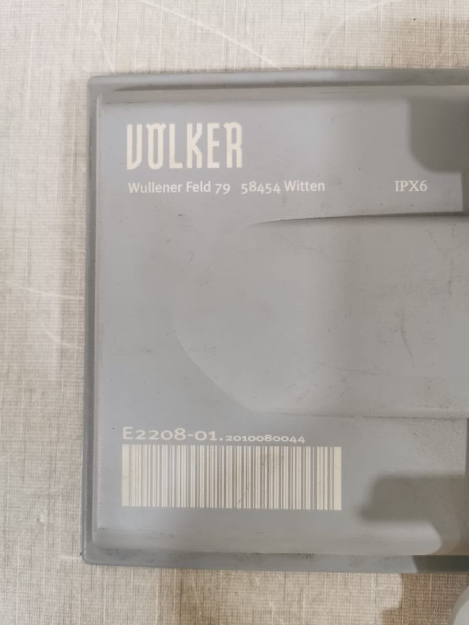 VOLKER FELD-79-58454 VOLKER Wullener Feld 79 58454 Witten IPX6 / E2208-01 4