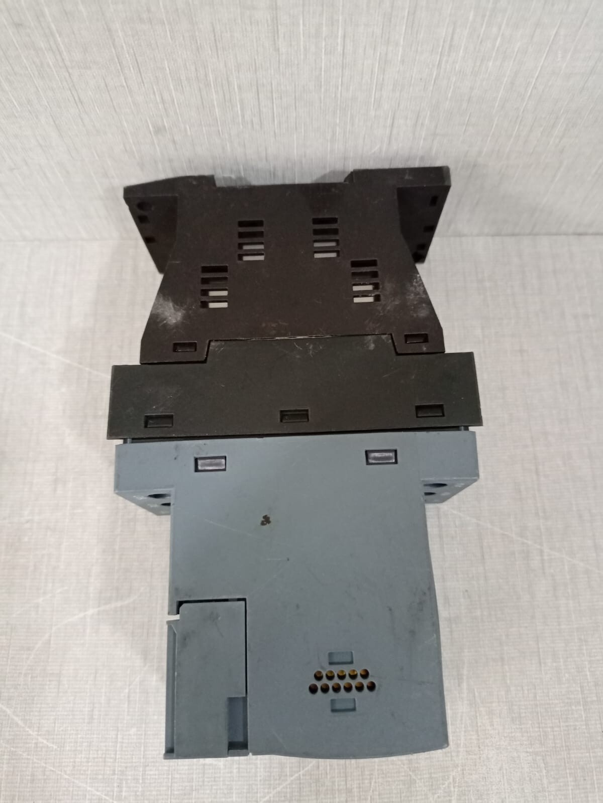Siemens 3RW3014-1BB04 Siemens Sirius 3RW3014-1BB04 AC Semiconductor Motor Starter 7