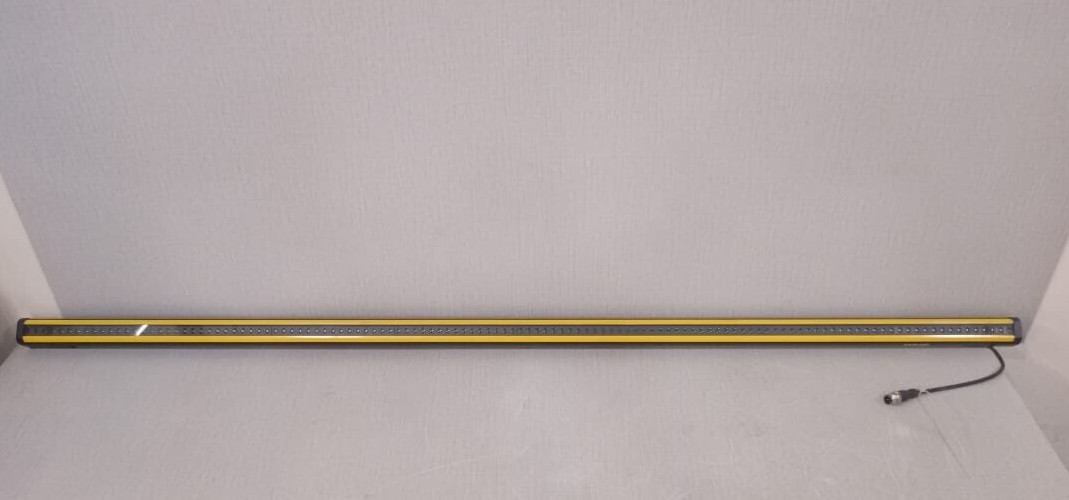 SICK SAFETY LIGHT CURTAIN C4C-EA12010A10000 ID NO. 1211479 REV.1