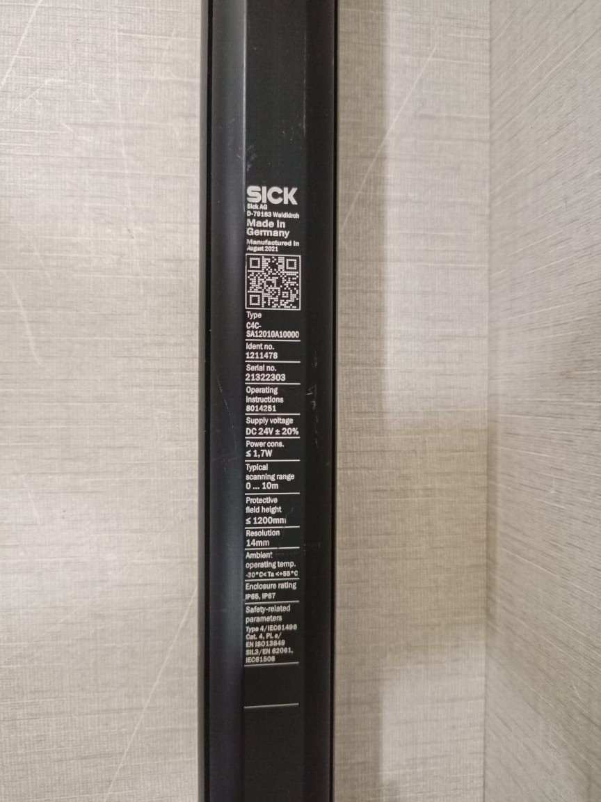 SICK C4C-SA12010A10000 SICK SAFETY LIGHT CURTAIN C4C-SA12010A10000 ID NO.1211478 4