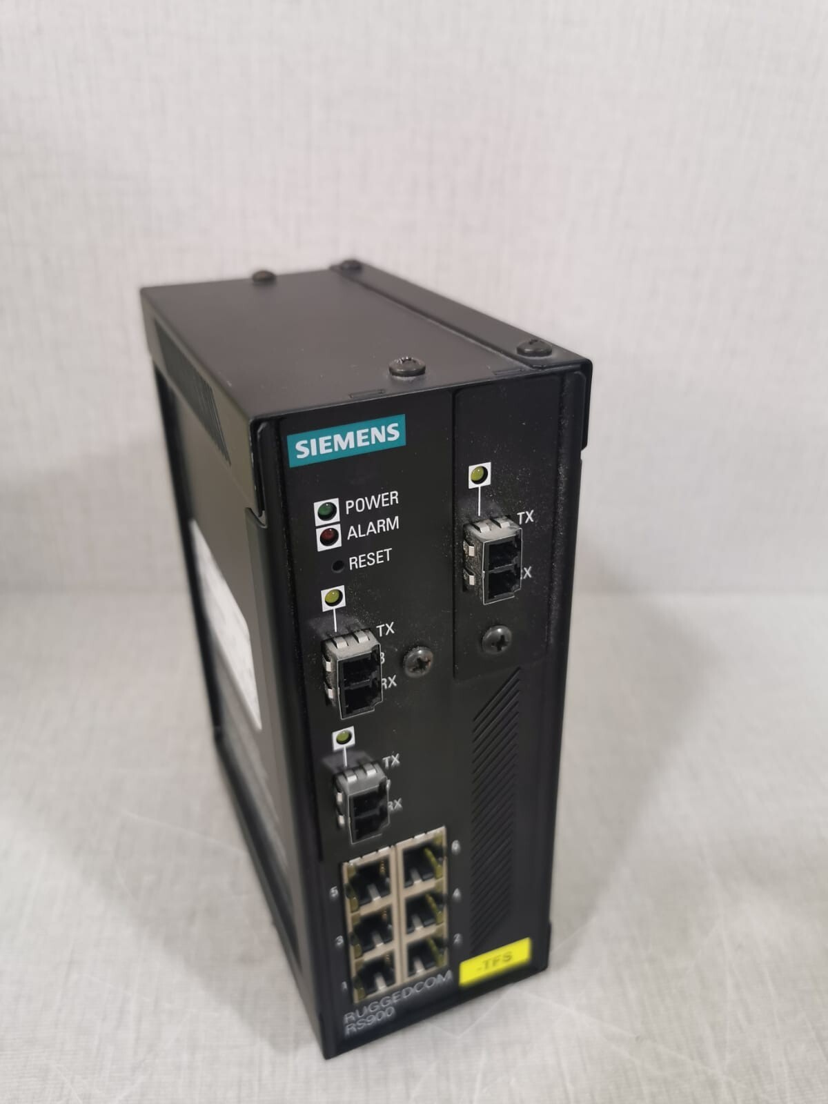 Siemens RS900-48-D-ML-ML-XX Siemens 6GK60900AS220BA0-ZA12+B05 RUGGECOM RS900-48-D-ML-ML-XX 4