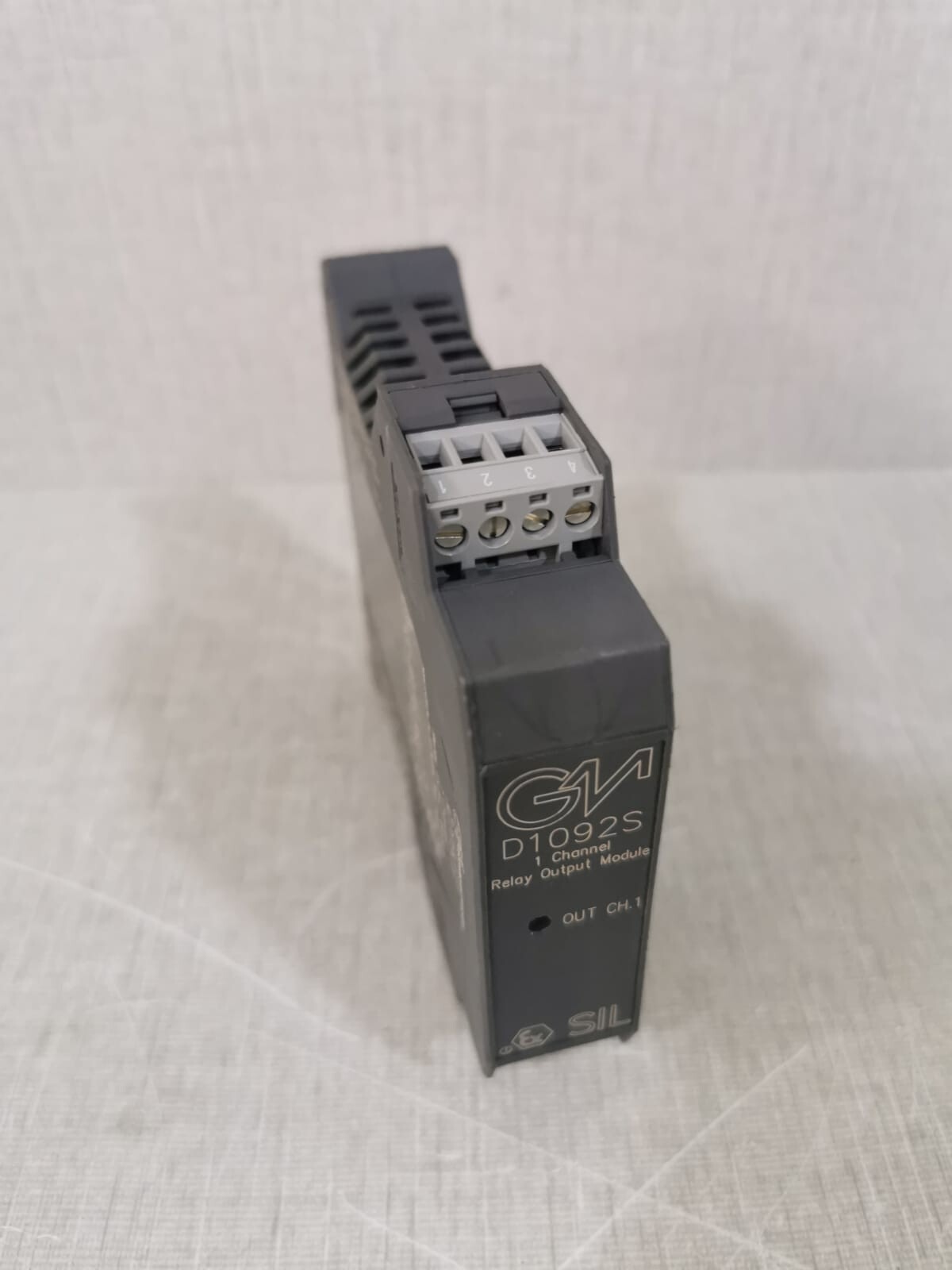 GM International D1092S GM International D1092S Relay Output Module 1 Channel 6