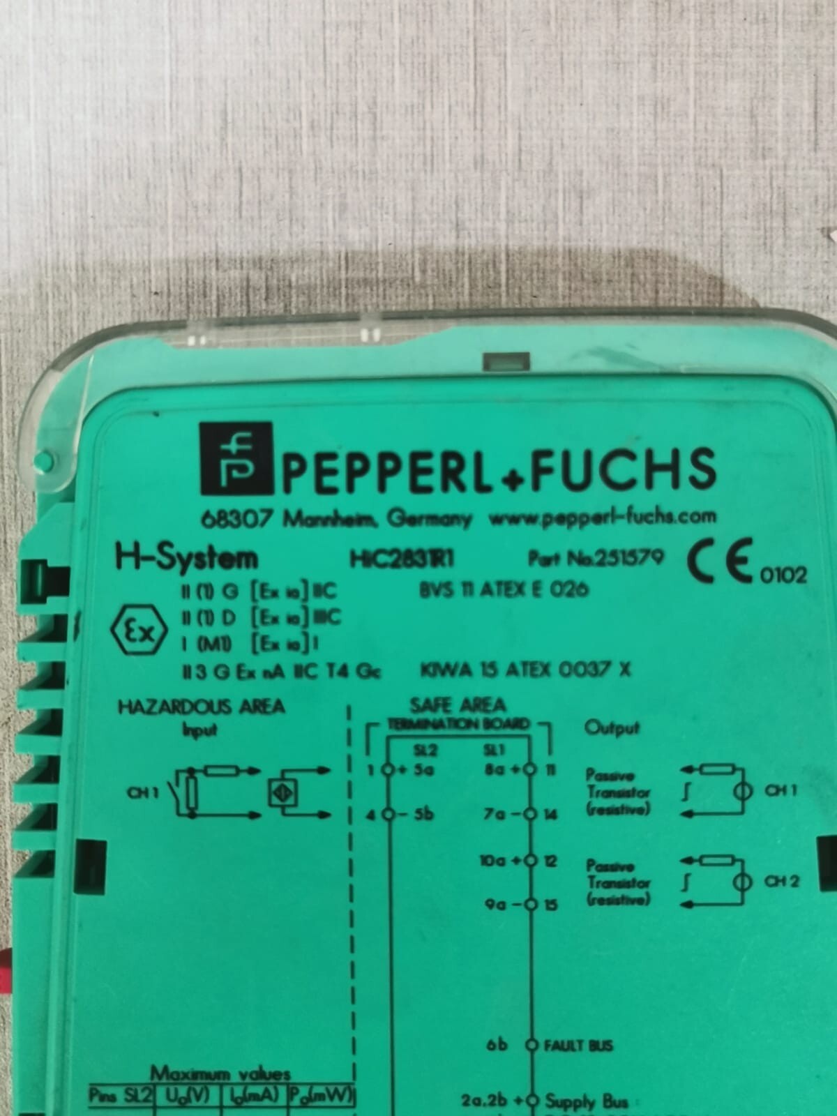 Pepperl+Fuchs HIC2831R1 PEPPERL+FUCHS K- System HiC2831R1 / 251579 1 Channel Switch Amplifier 3