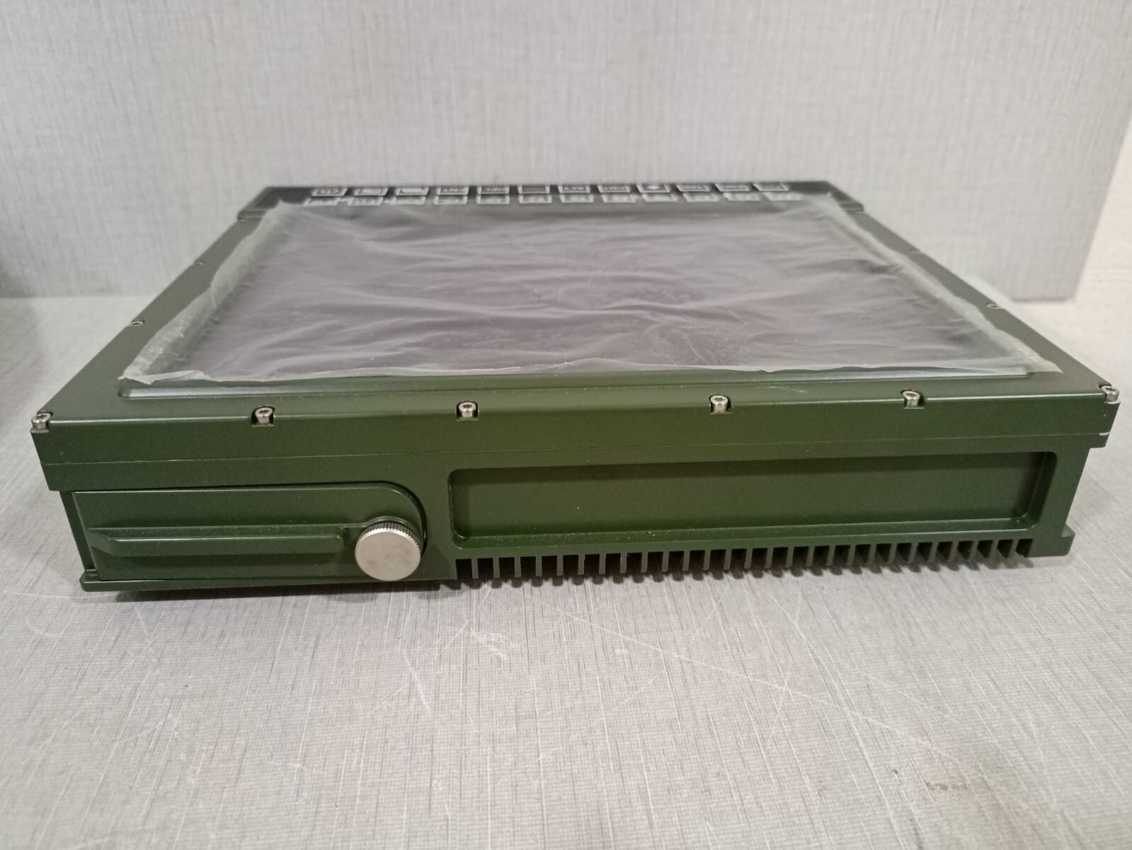 524-11T Rugged Portable Display Computer WINDOWS 7 PRO OEM SOFTWARE / PS 524-11T 5