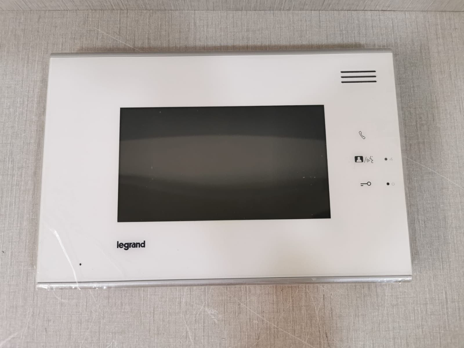 Legrand 369088 Video Door Phone LEGRAND 369088 Video Door Phone 2