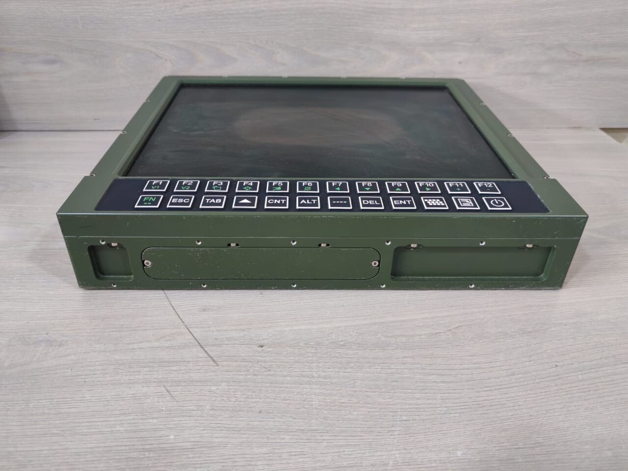 Unbranded WINDOWS 7 RUGGED PORTABLE DISPLAY COMPUTER WINDOWS 7 PRO OEM SOFTWARE / PS 524-11T 7
