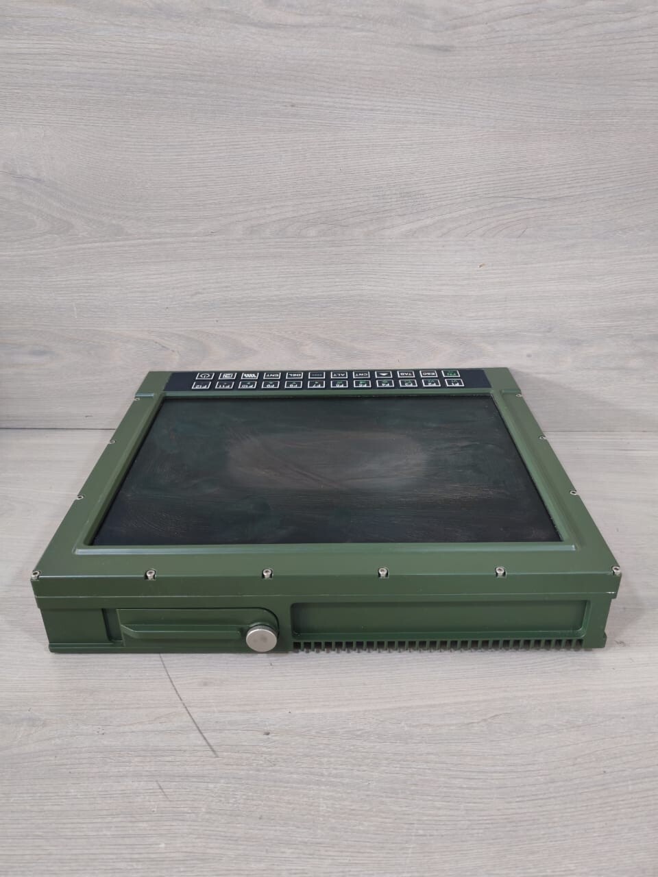 Unbranded WINDOWS 7 RUGGED PORTABLE DISPLAY COMPUTER WINDOWS 7 PRO OEM SOFTWARE / PS 524-11T 8