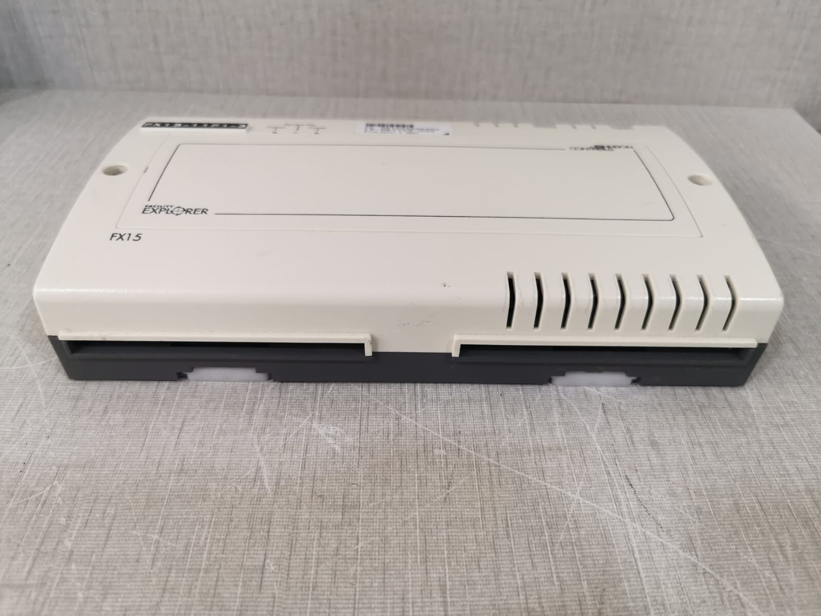 Johnson Controls FX15D02-000C Johnson Controls LP-FX15D02-000C Controller FX15 4