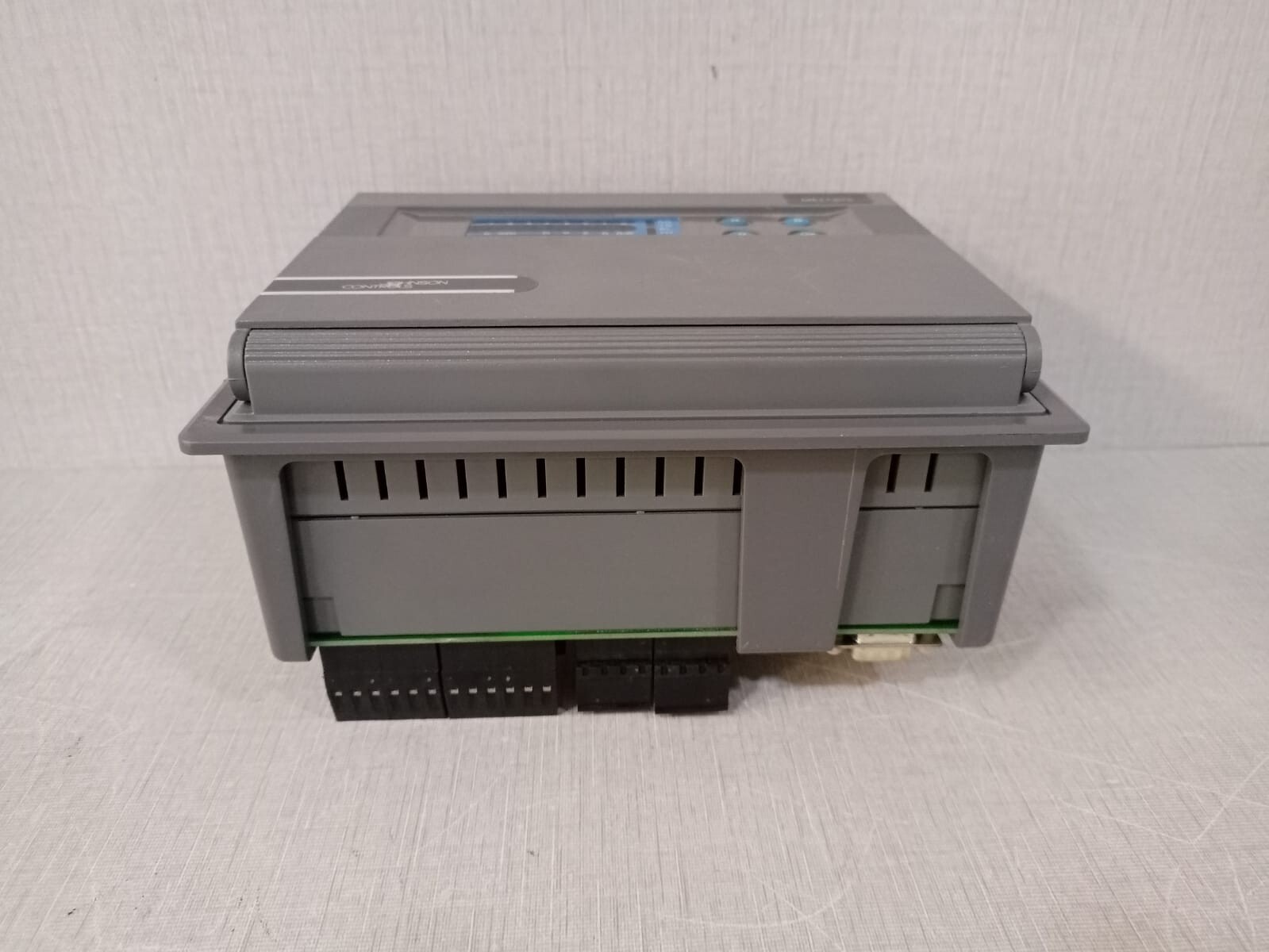 Johnson Controls DX-9100.8996 Johnson Controls - Metasys DX-9100.8996 Programmable Controller 7