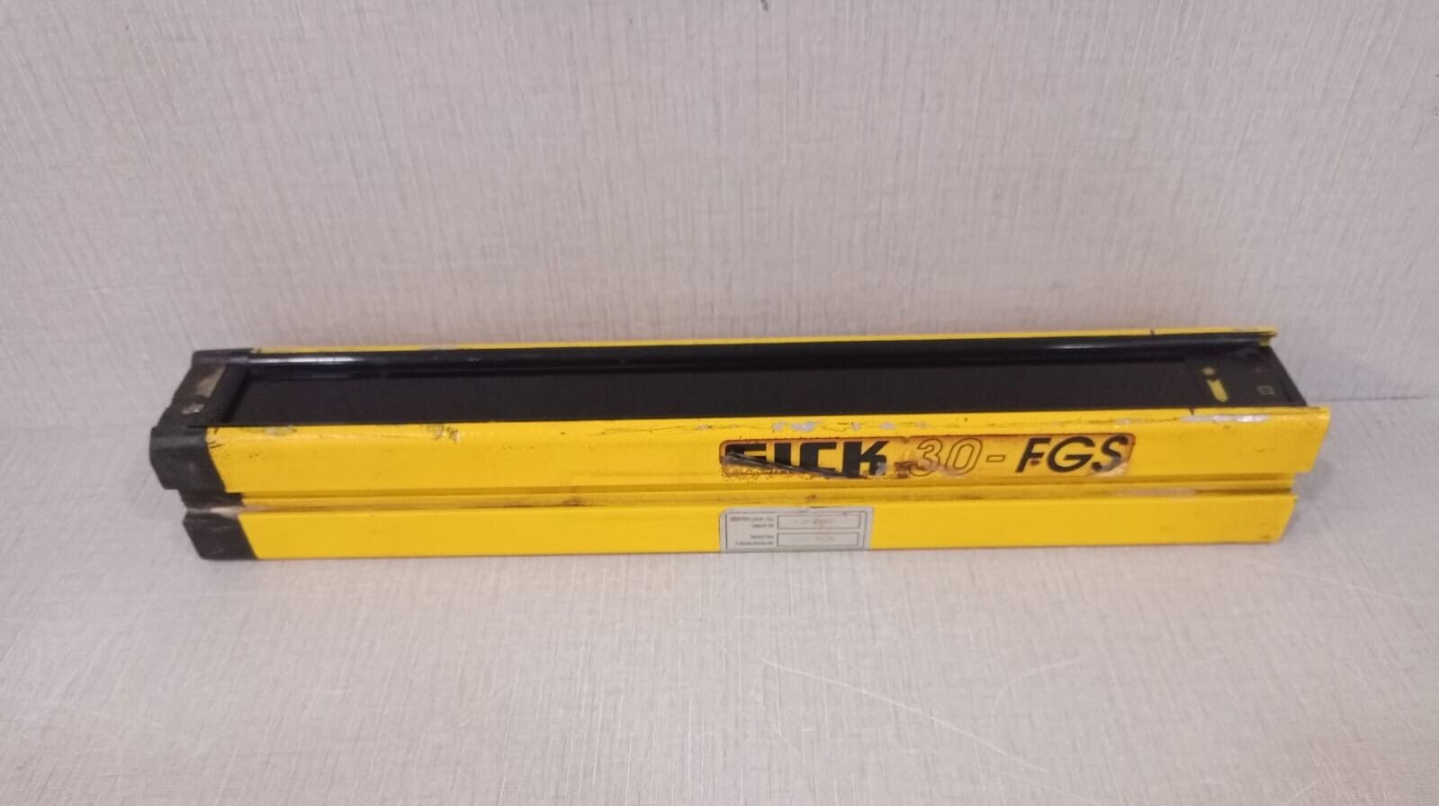 Sick AG D-79183 30-FGS / FGSS300-21 / 1 012 600 TYPE 4 3W - W/O COVER