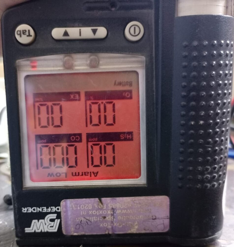 BW D4-2002 BW Defender D4-2002 Personal MultiGas Detector 5