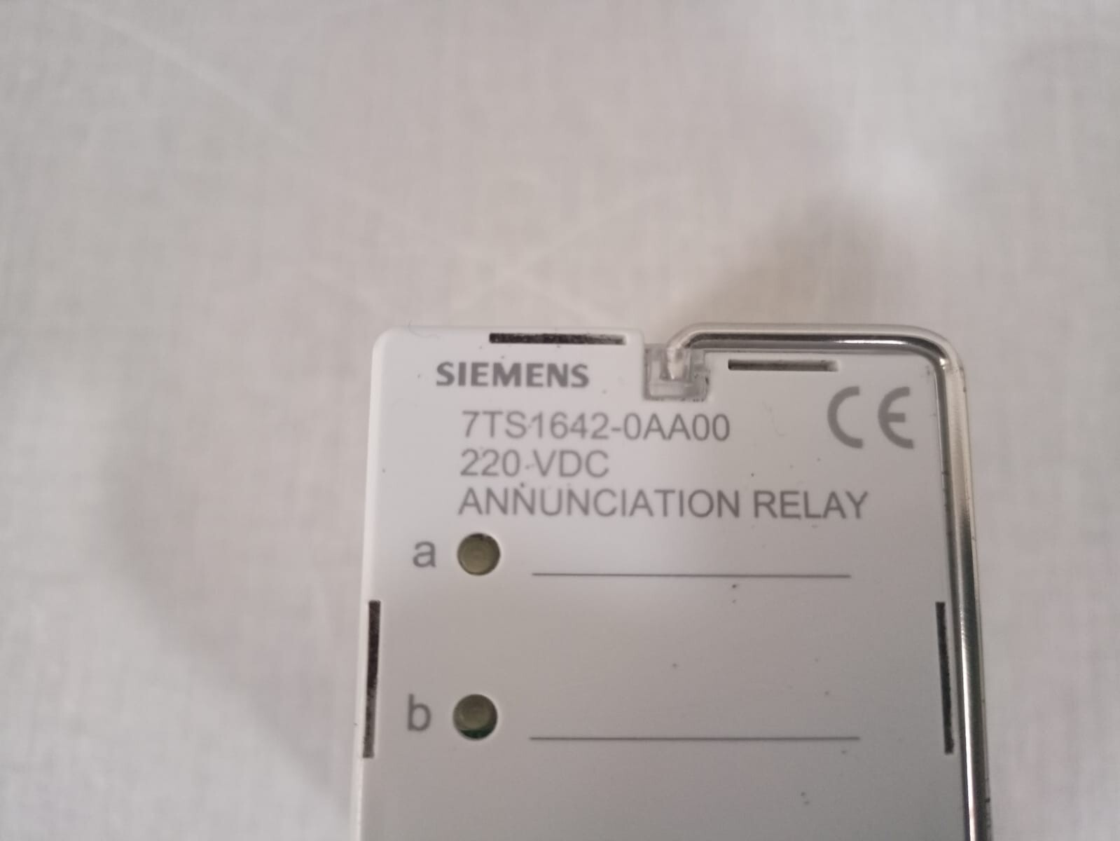 Siemens 7TS1642-0AA00-0 Siemens 7TS1642-0AA00-0 Annunciation Relay 220VDC 2