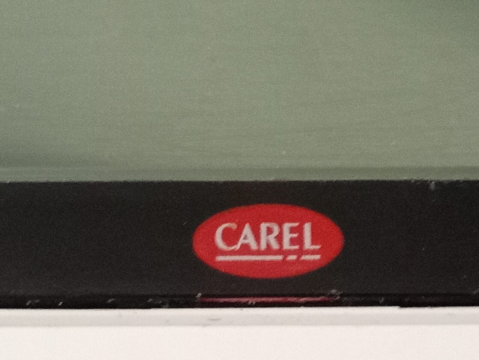 Carel PGN1000F00 CAREL PGN1000F00 Rev. 1.012 PANEL MOUNTING 5