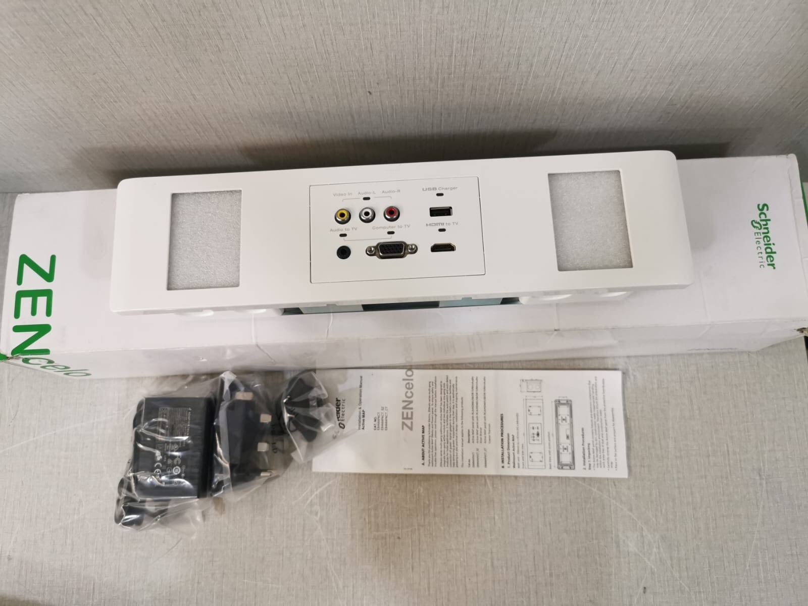 Schneider Electric E84MAPACT Schneider Electric ZENcelo E84MAPACT Active MAP Unit with Power Adapter 6