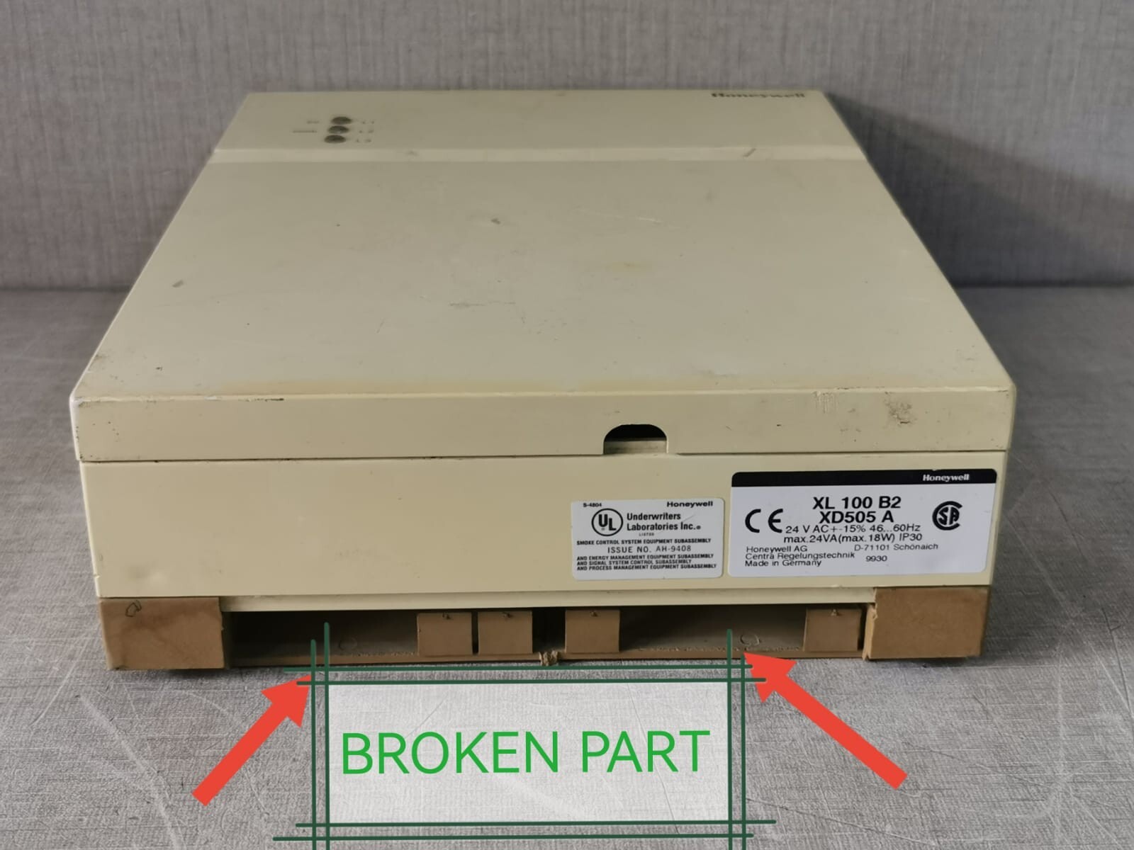 Honeywell XL-100 Honeywell XL 100 B2, XD505 A, Excel 100 B2 Module Controller 10