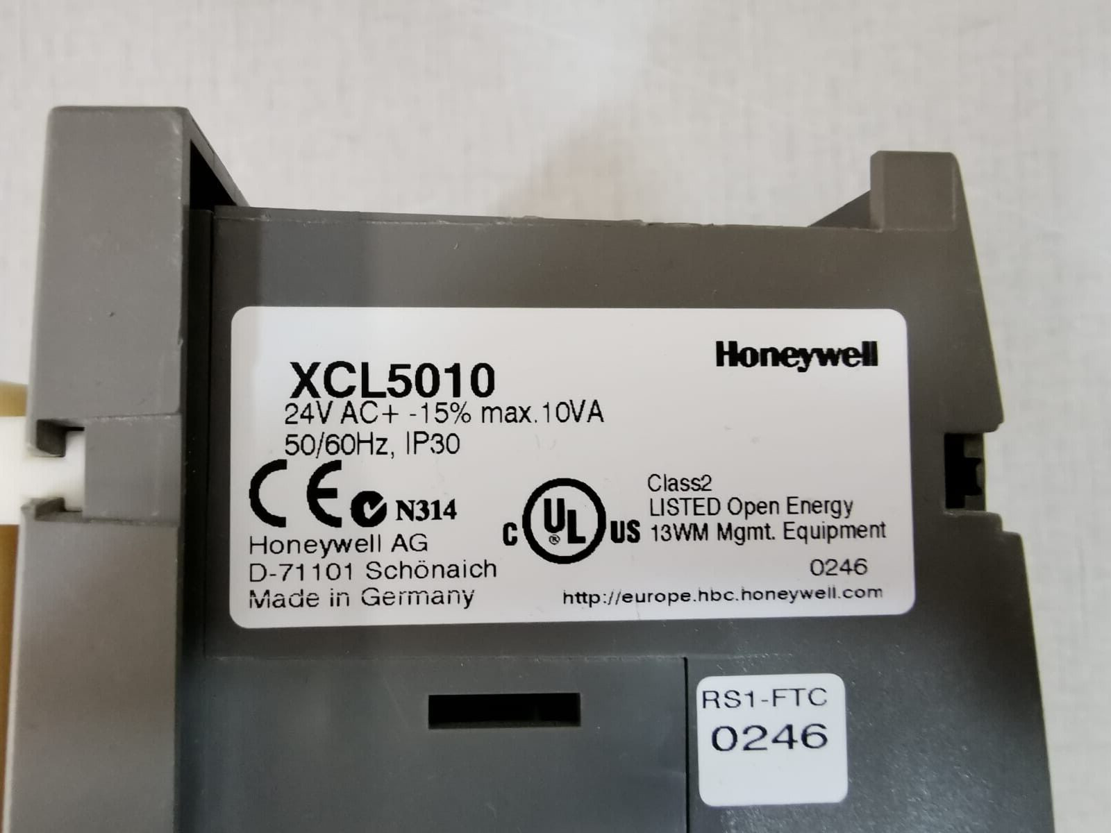 Honeywell XL5010 Honeywell XL5010 Programmable Controller 2