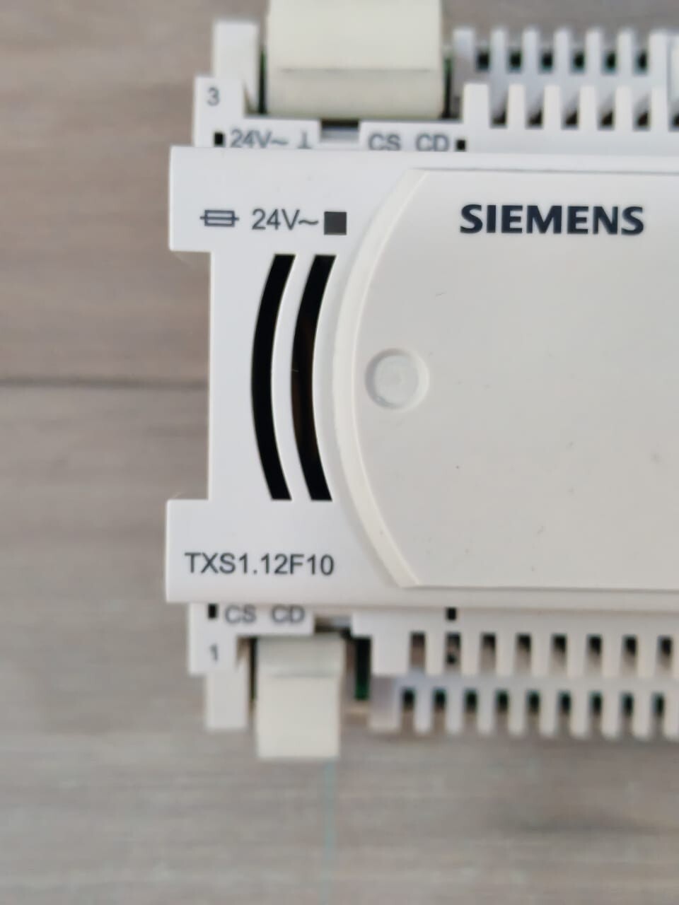 Siemens TXS1.12F10 Siemens TXS1.12F10 Power Supply 24V 4